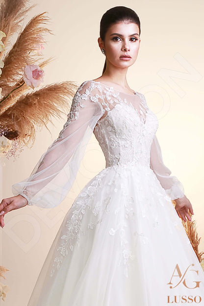 Suri Open back A-line Long sleeve Wedding Dress 4