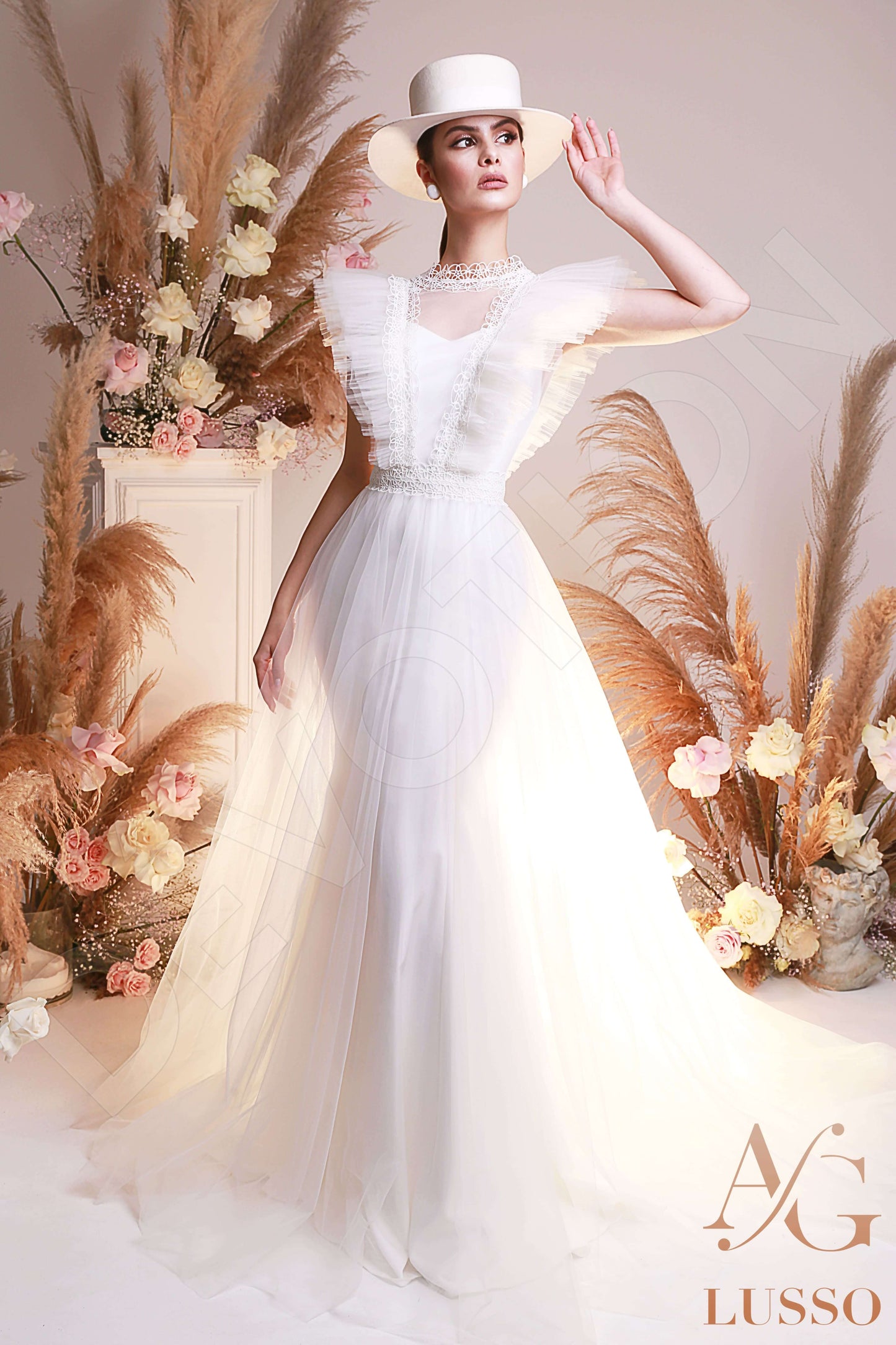 Thada Open back Trumpet/Mermaid Sleeveless Wedding Dress Front