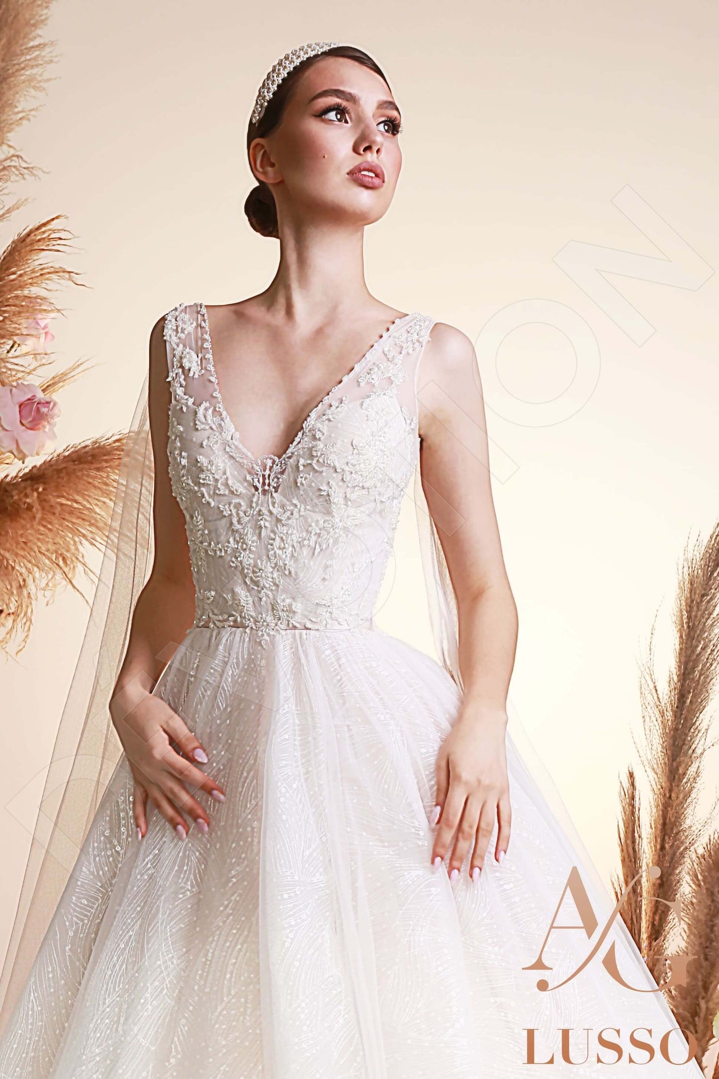 Ziada Open back A-line Sleeveless Wedding Dress 2