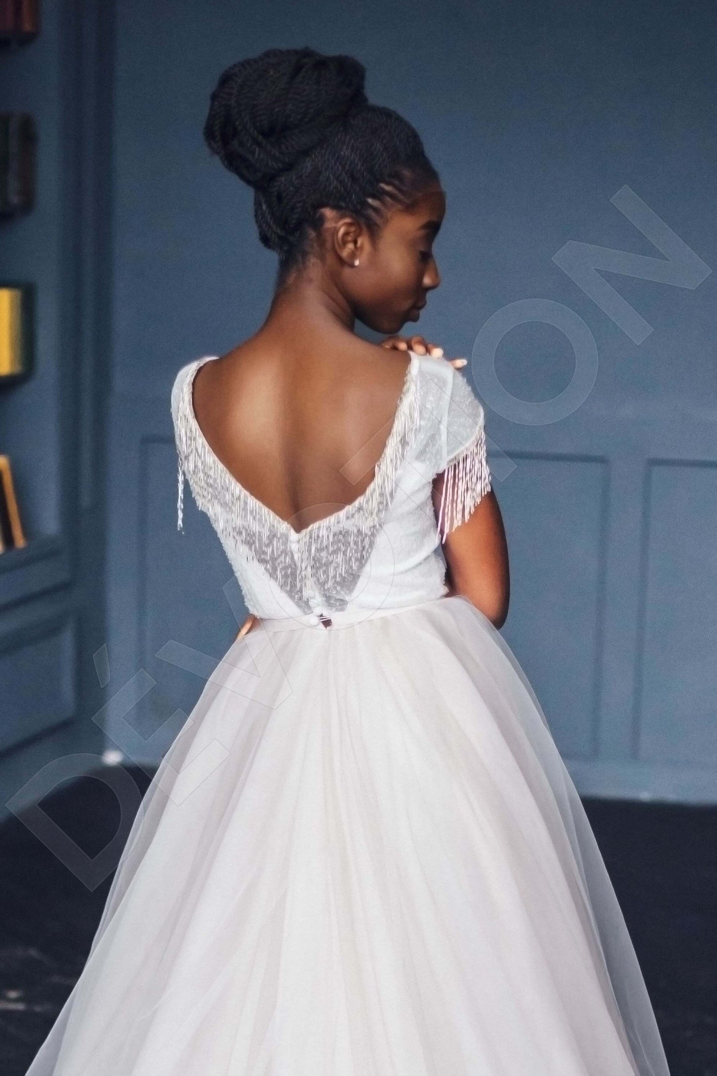 April Open back A-line Short/ Cap sleeve Wedding Dress 5