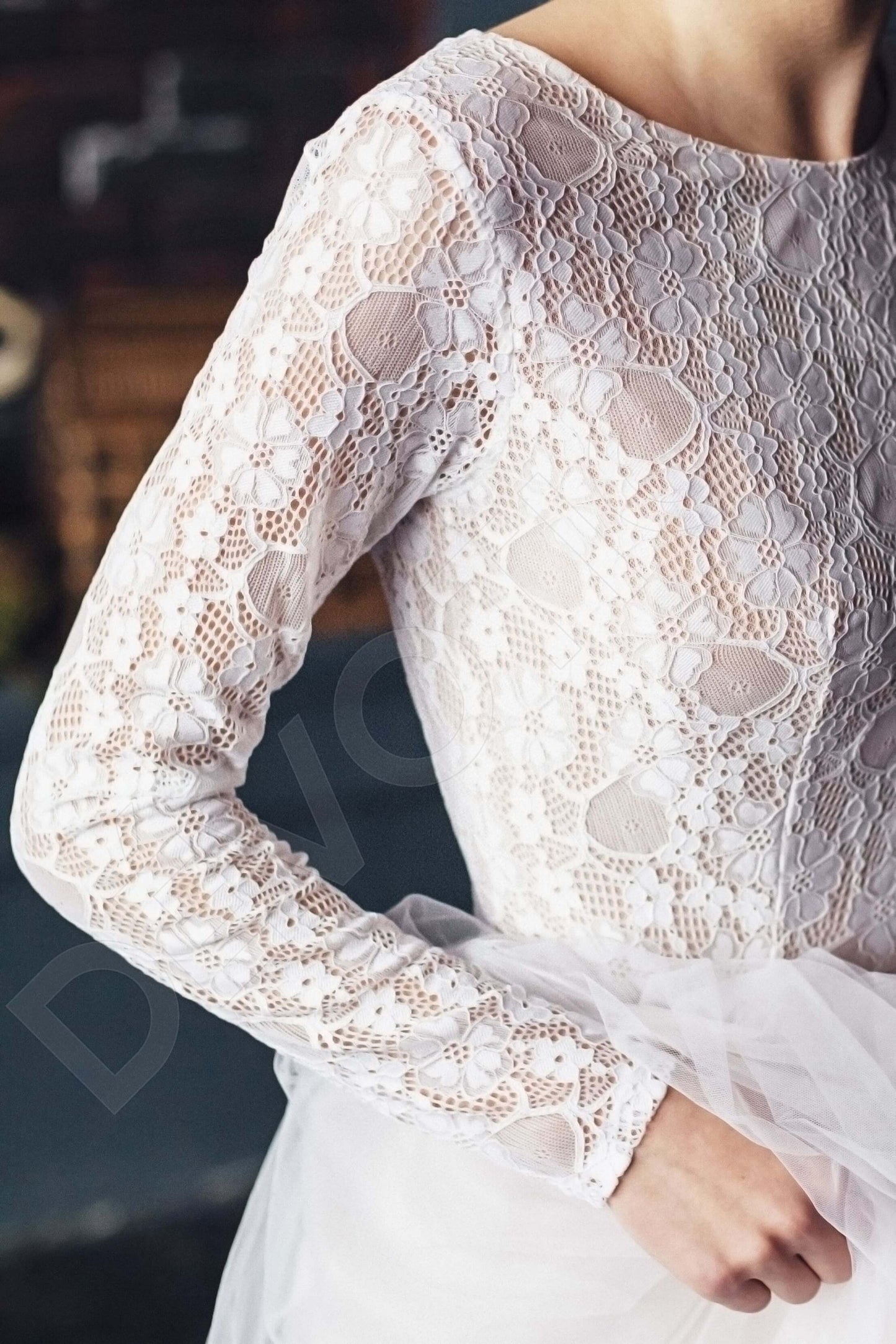 Pilar Open back A-line Long sleeve Wedding Dress 5