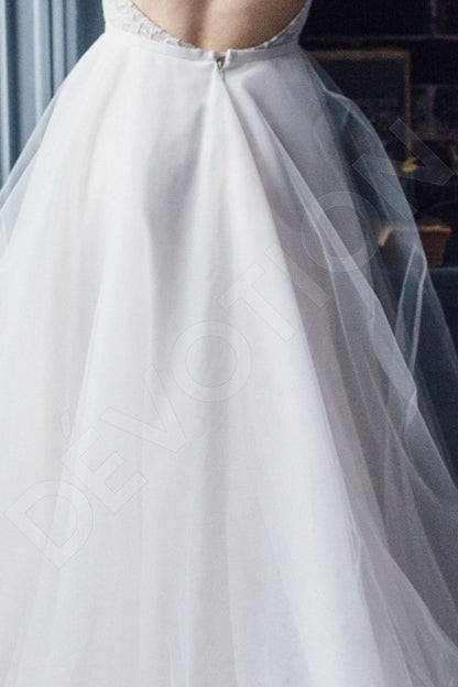 Katelynn Open back A-line Long sleeve Wedding Dress 5