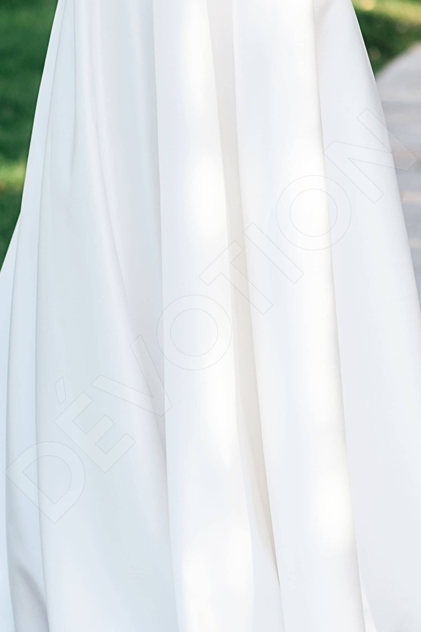 Alona Full back A-line Sleeveless Wedding Dress 6