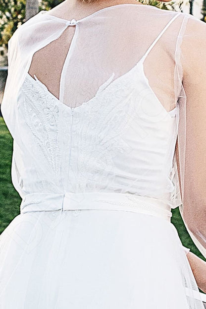 Leila Open back A-line Long sleeve Wedding Dress 4