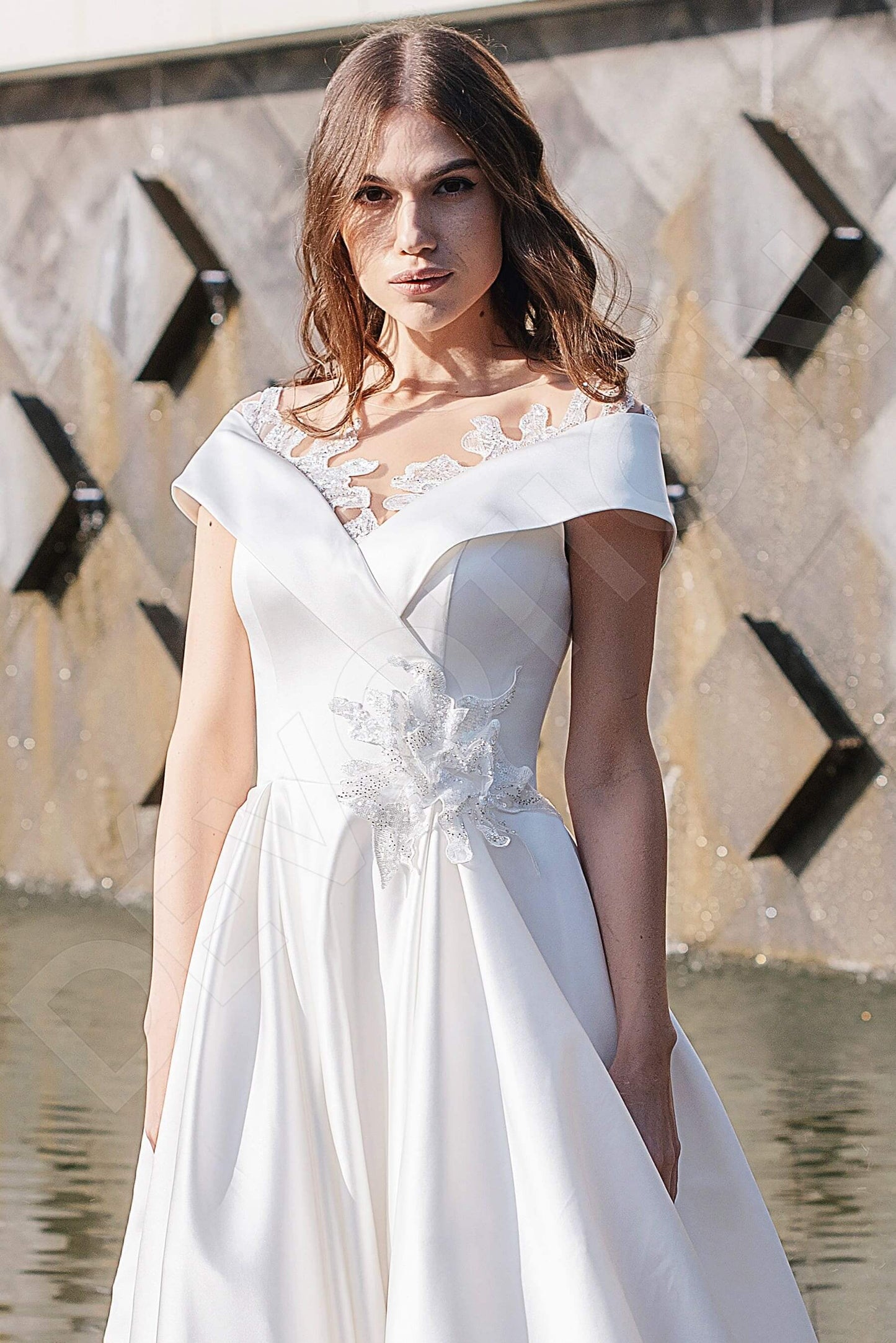 Shira Full back A-line Short/ Cap sleeve Wedding Dress 2