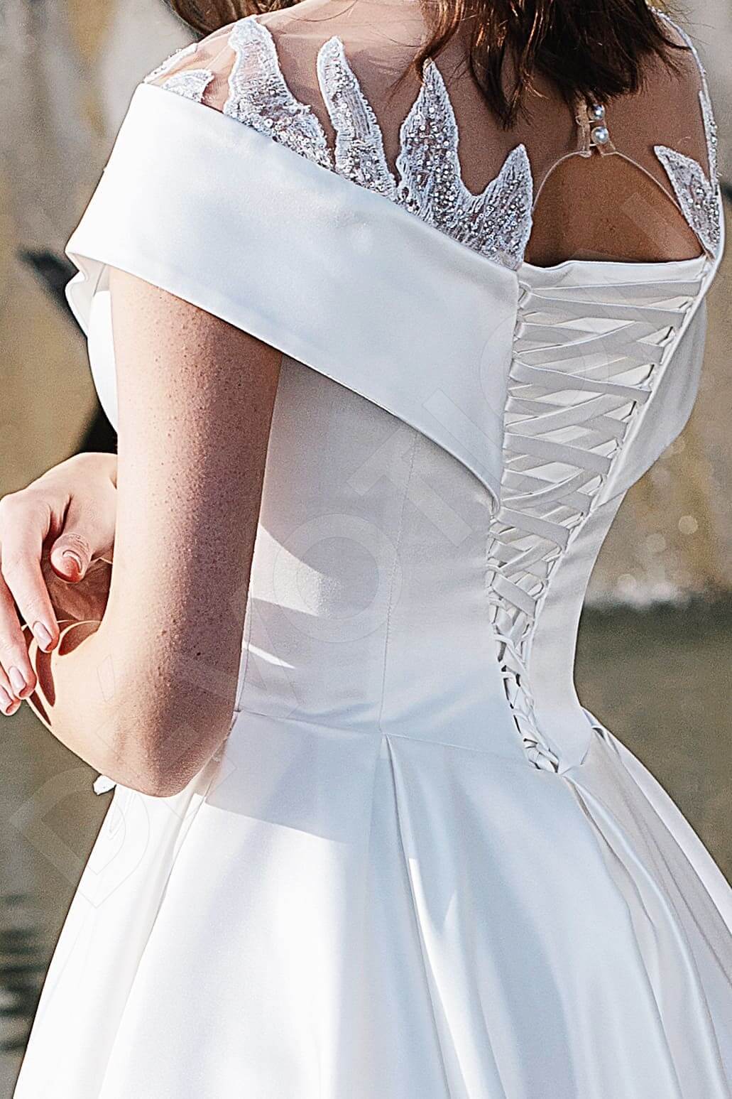 Shira Full back A-line Short/ Cap sleeve Wedding Dress 5