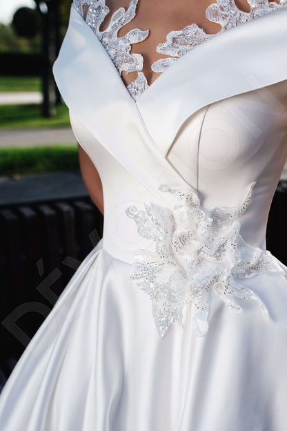 Shira Full back A-line Short/ Cap sleeve Wedding Dress 4
