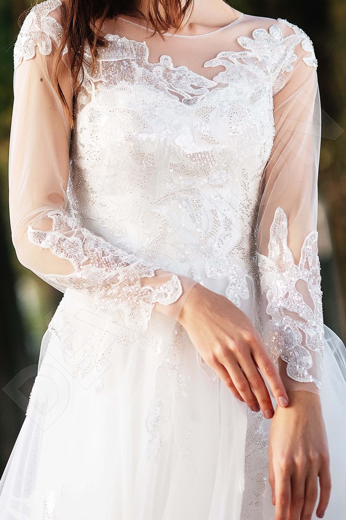 Zulma Full back A-line Long sleeve Wedding Dress 9