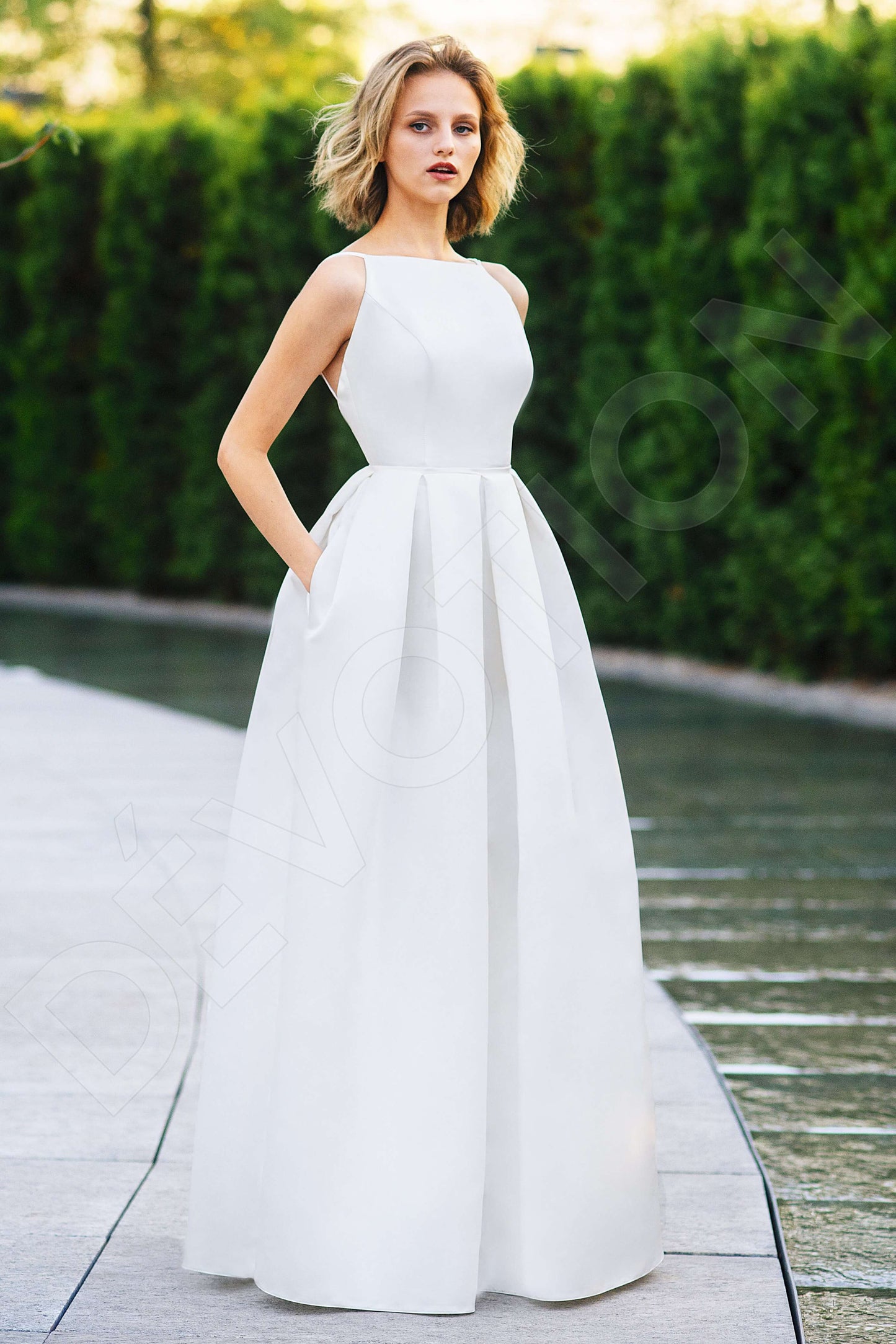 Edna Open back A-line Sleeveless Wedding Dress Front