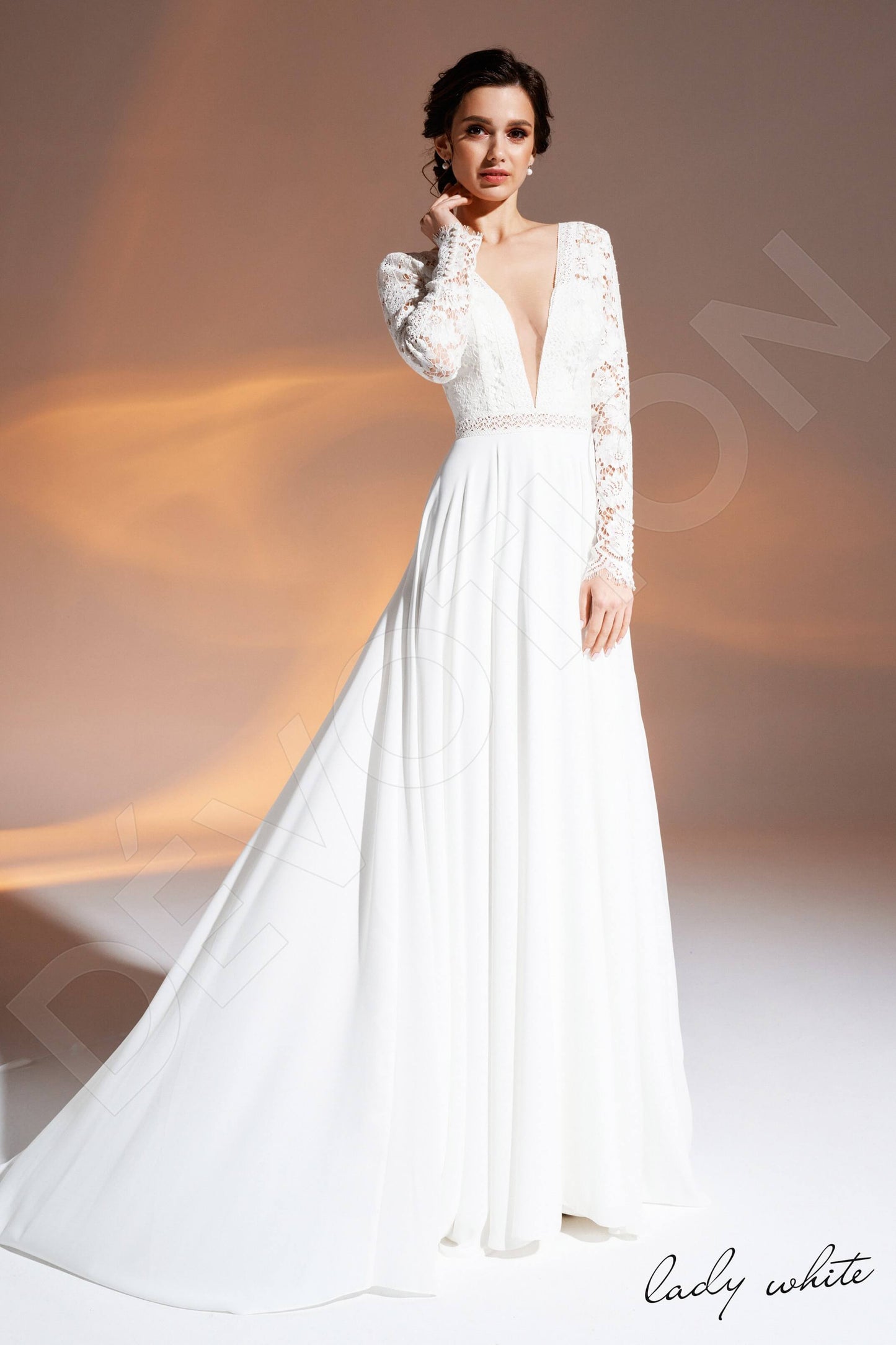 Nashwa Open back A-line Long sleeve Wedding Dress Front