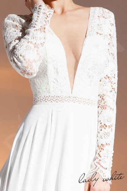 Nashwa Open back A-line Long sleeve Wedding Dress 5