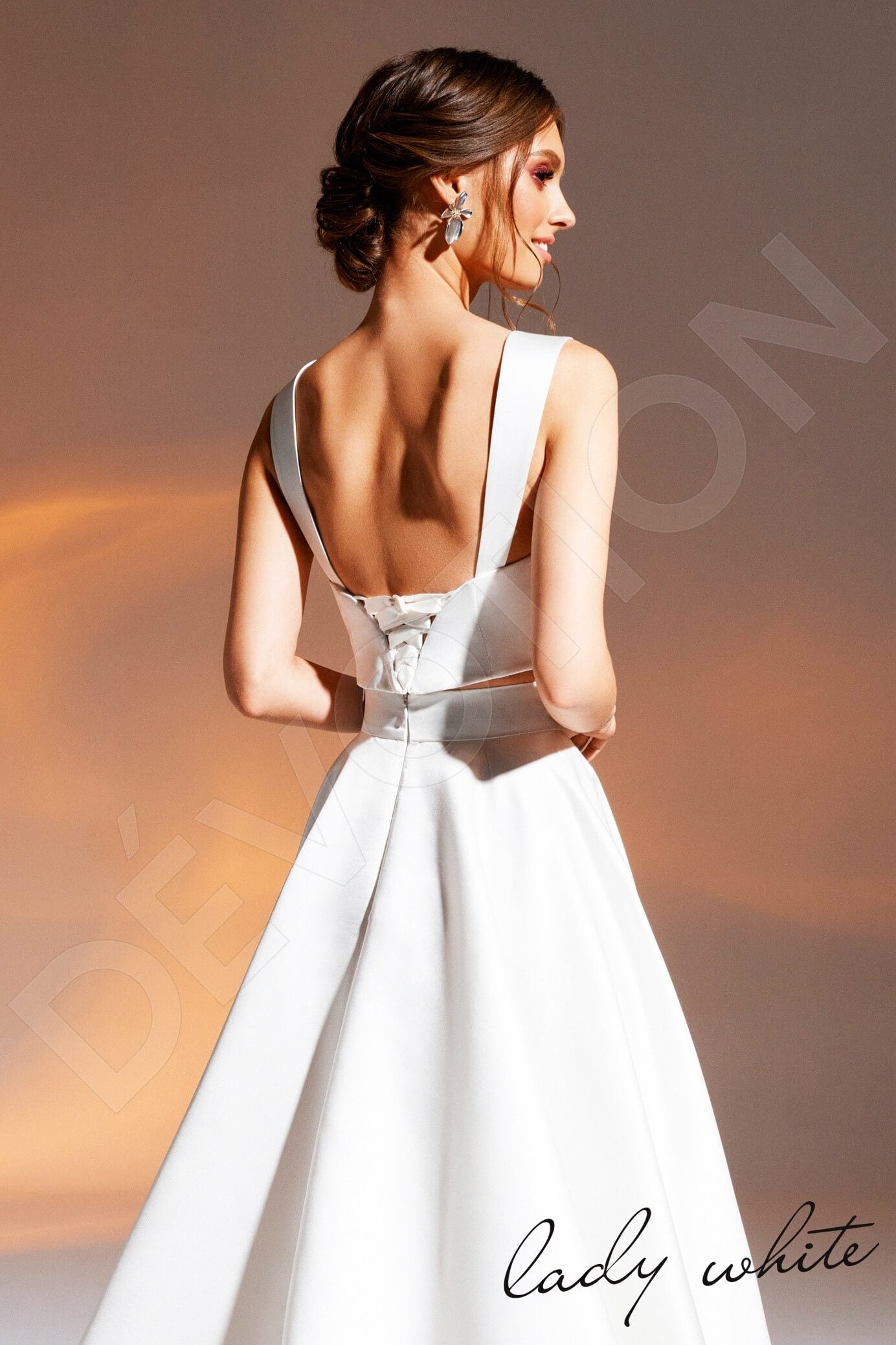 Oni Full back A-line Straps Wedding Dress 3