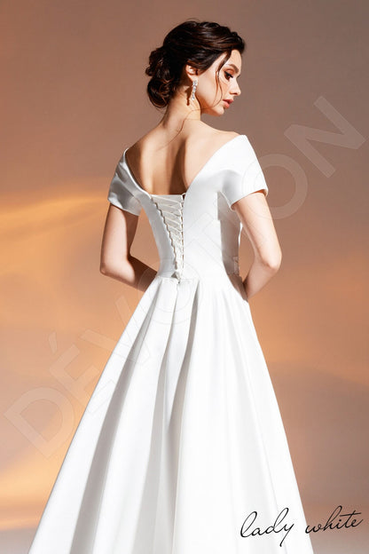 Nuru Open back A-line Short/ Cap sleeve Wedding Dress 3