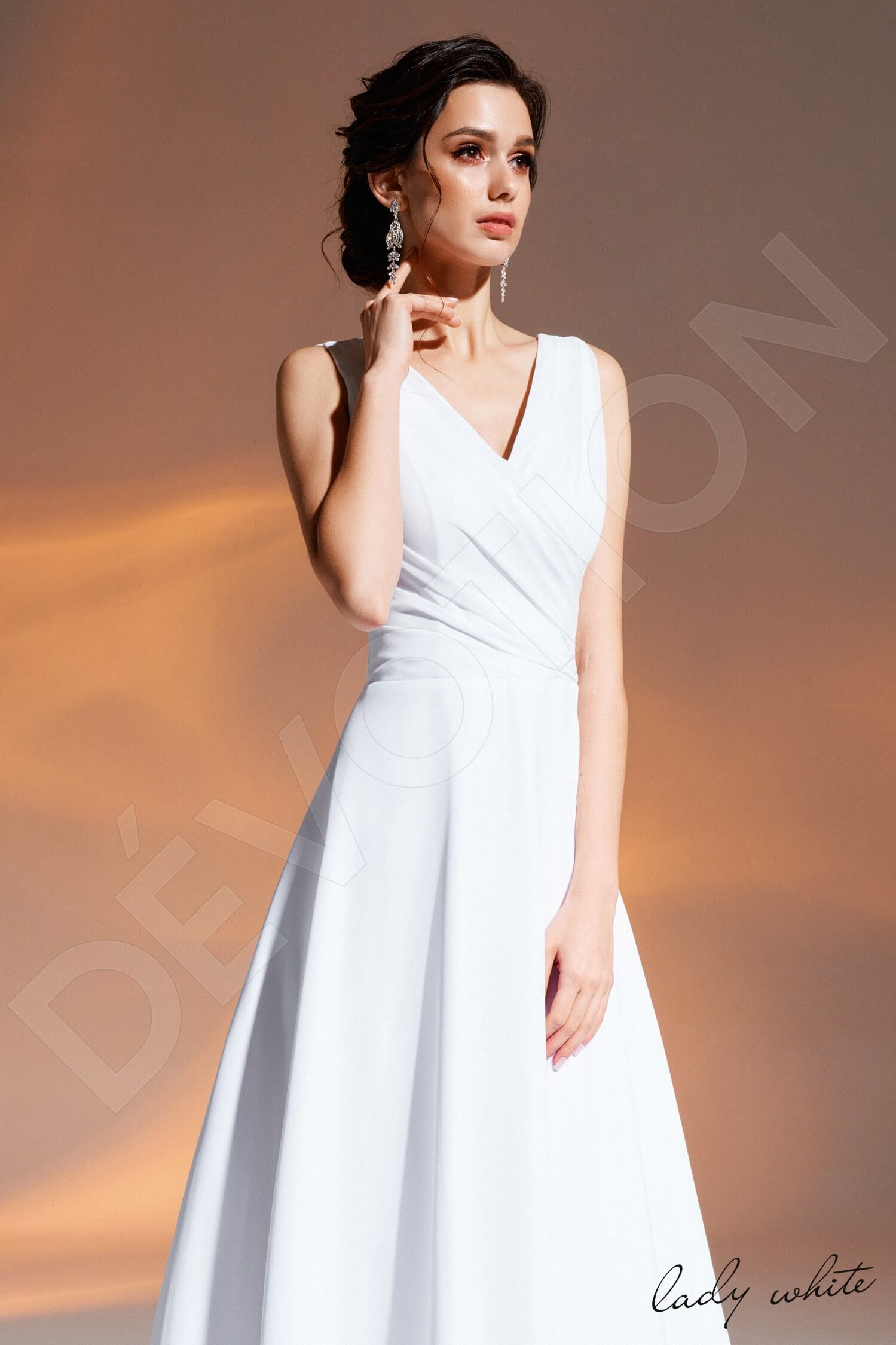 Monifa A-line V-neck White Wedding dress