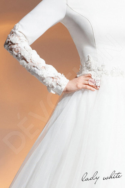 Zahra Open back A-line Long sleeve Wedding Dress 4
