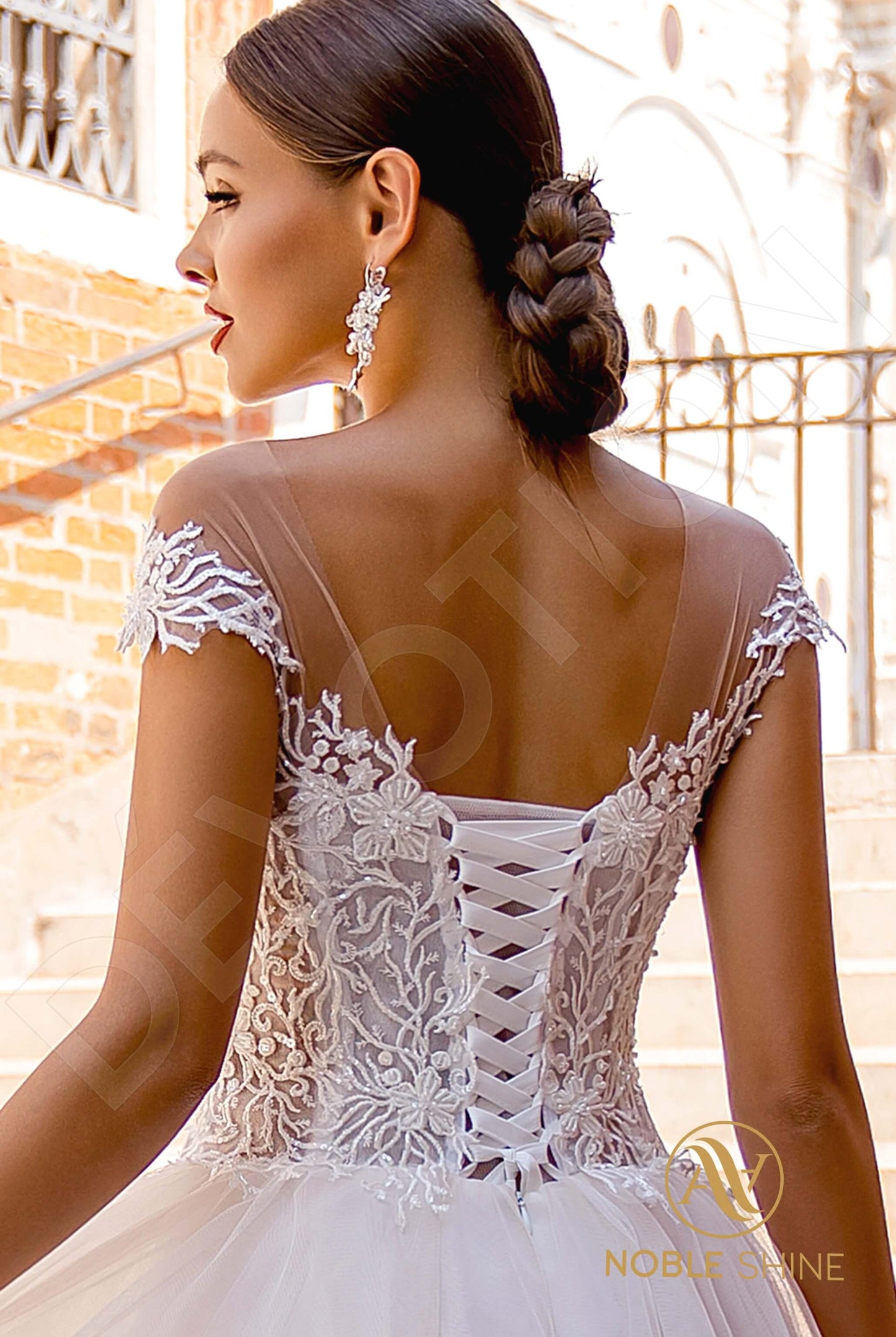 Albertina Open back A-line Short/ Cap sleeve Wedding Dress 3