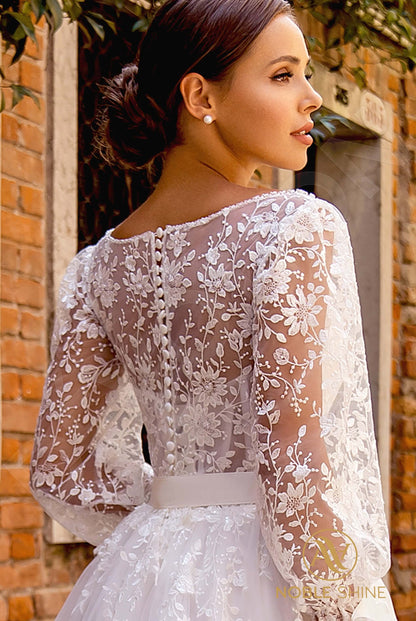 Letizia Full back A-line Long sleeve Wedding Dress 3