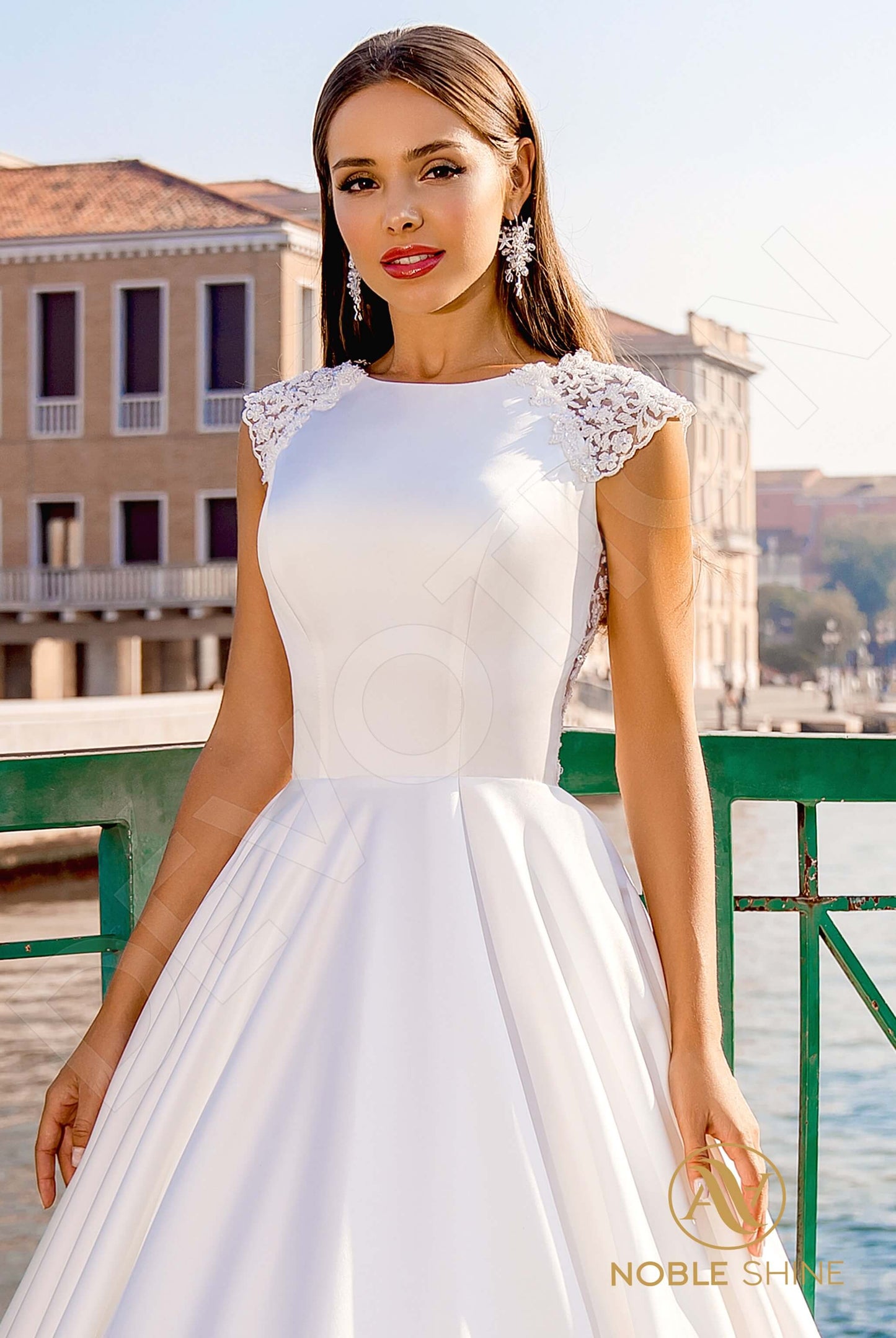 Ornella Full back A-line Short/ Cap sleeve Wedding Dress 6