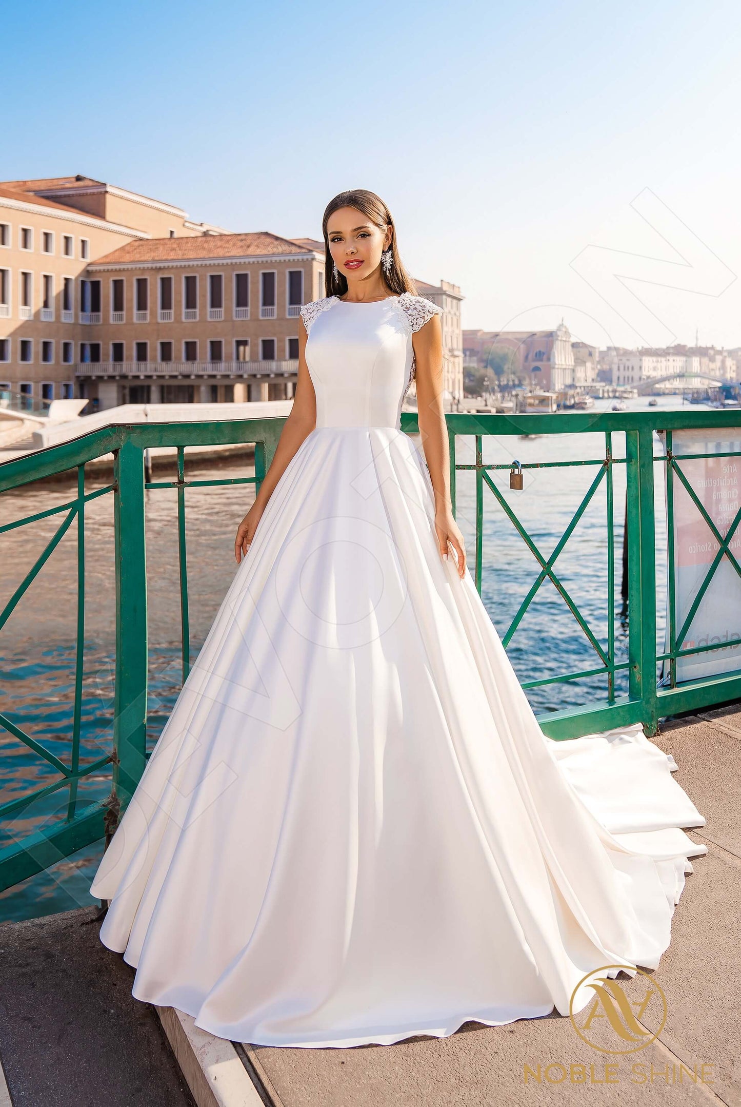 Ornella Full back A-line Short/ Cap sleeve Wedding Dress 8