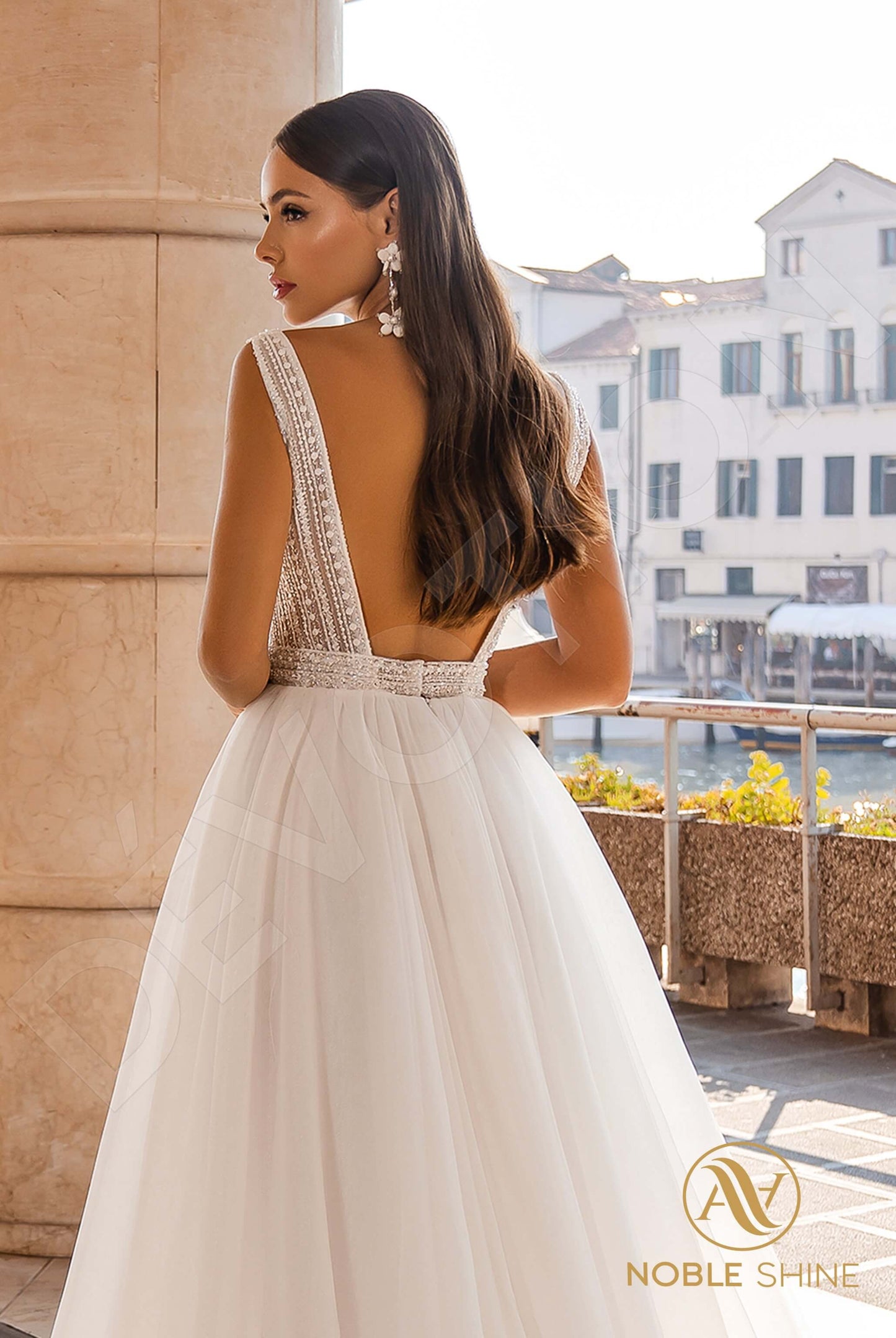 Susanna Open back A-line Sleeveless Wedding Dress 3