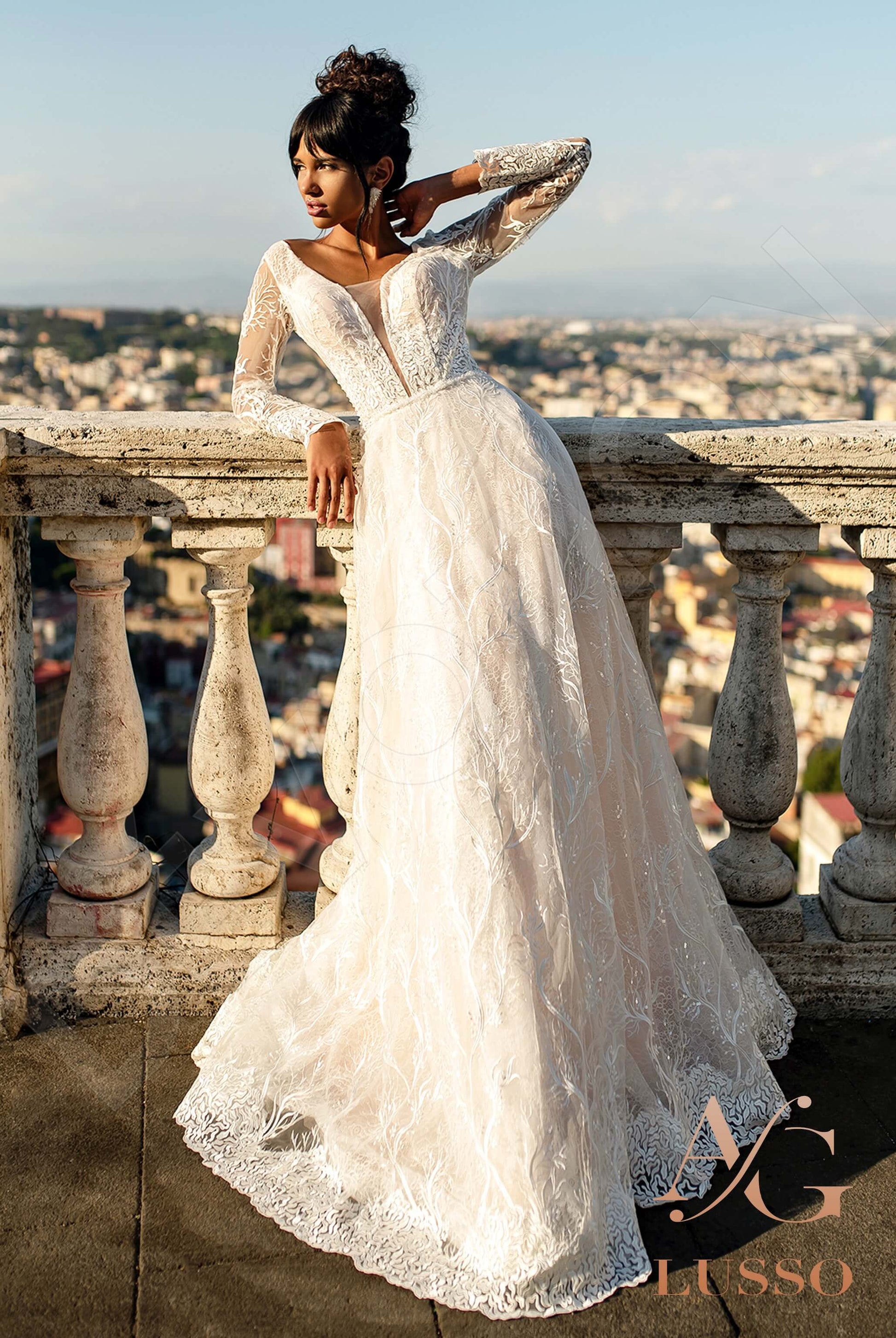 Dacio A-line Deep V-neck Ivory Powder Wedding dress