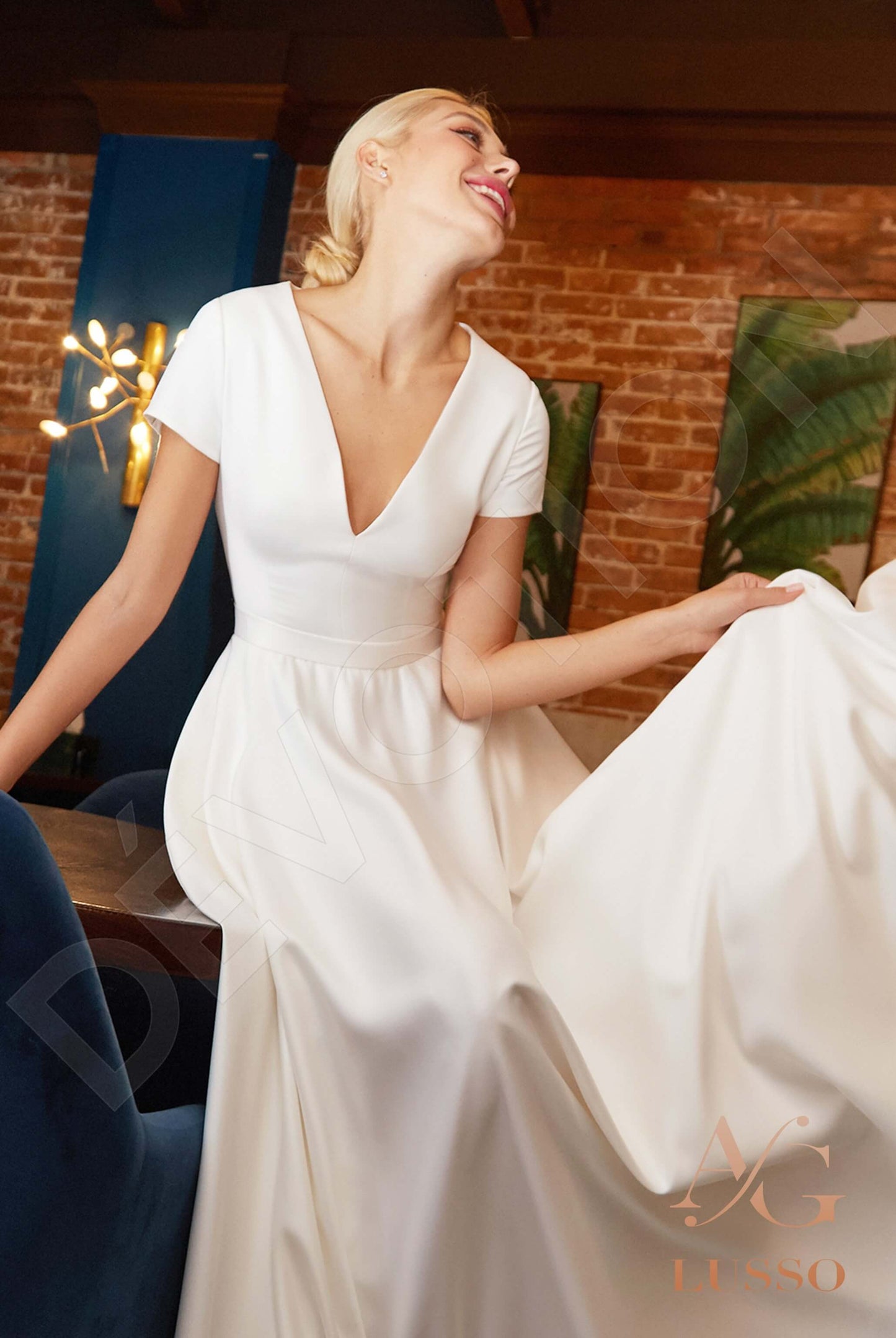 May Full back A-line Short/ Cap sleeve Wedding Dress 2