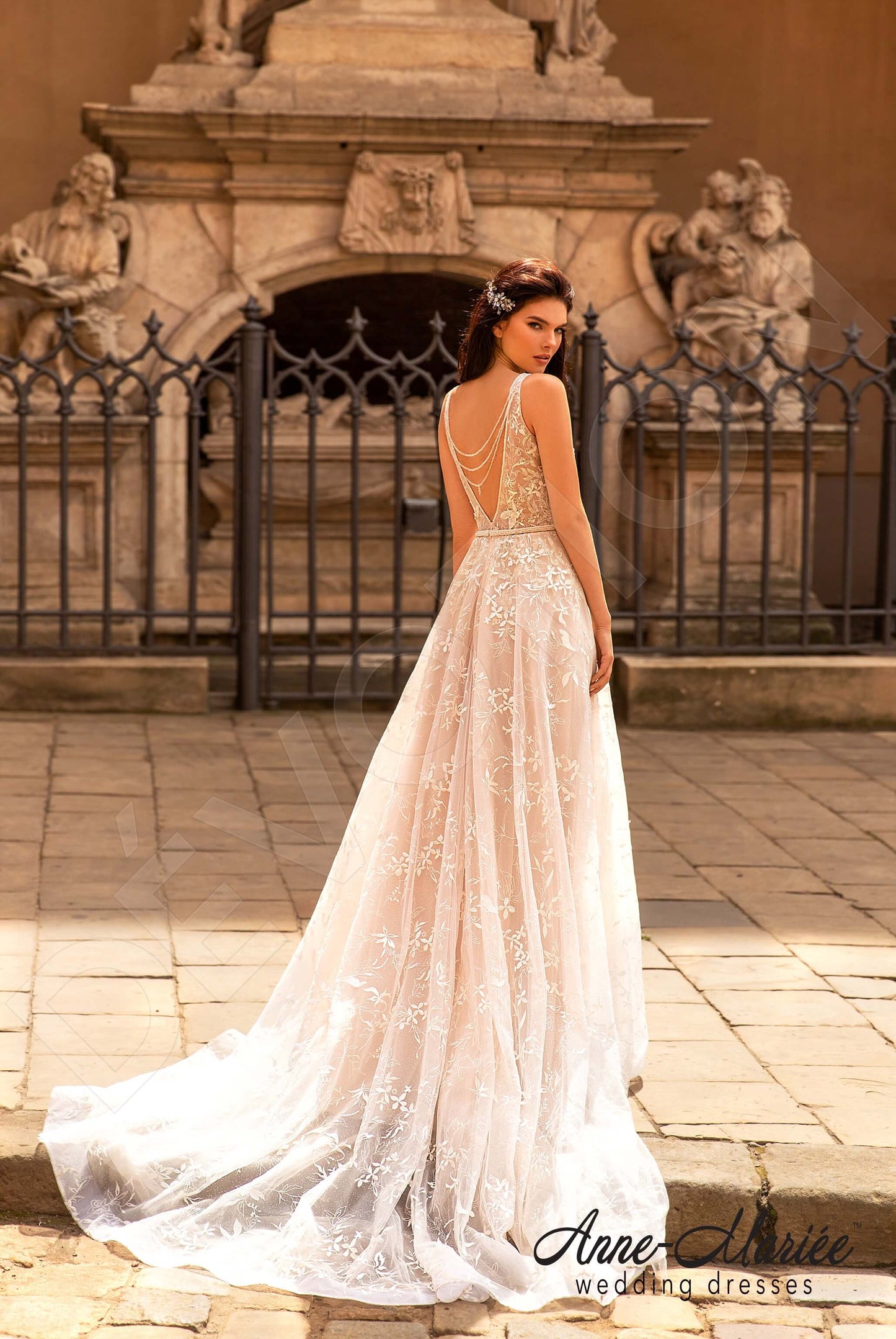 Mariotta Open back A-line Sleeveless Wedding Dress Back