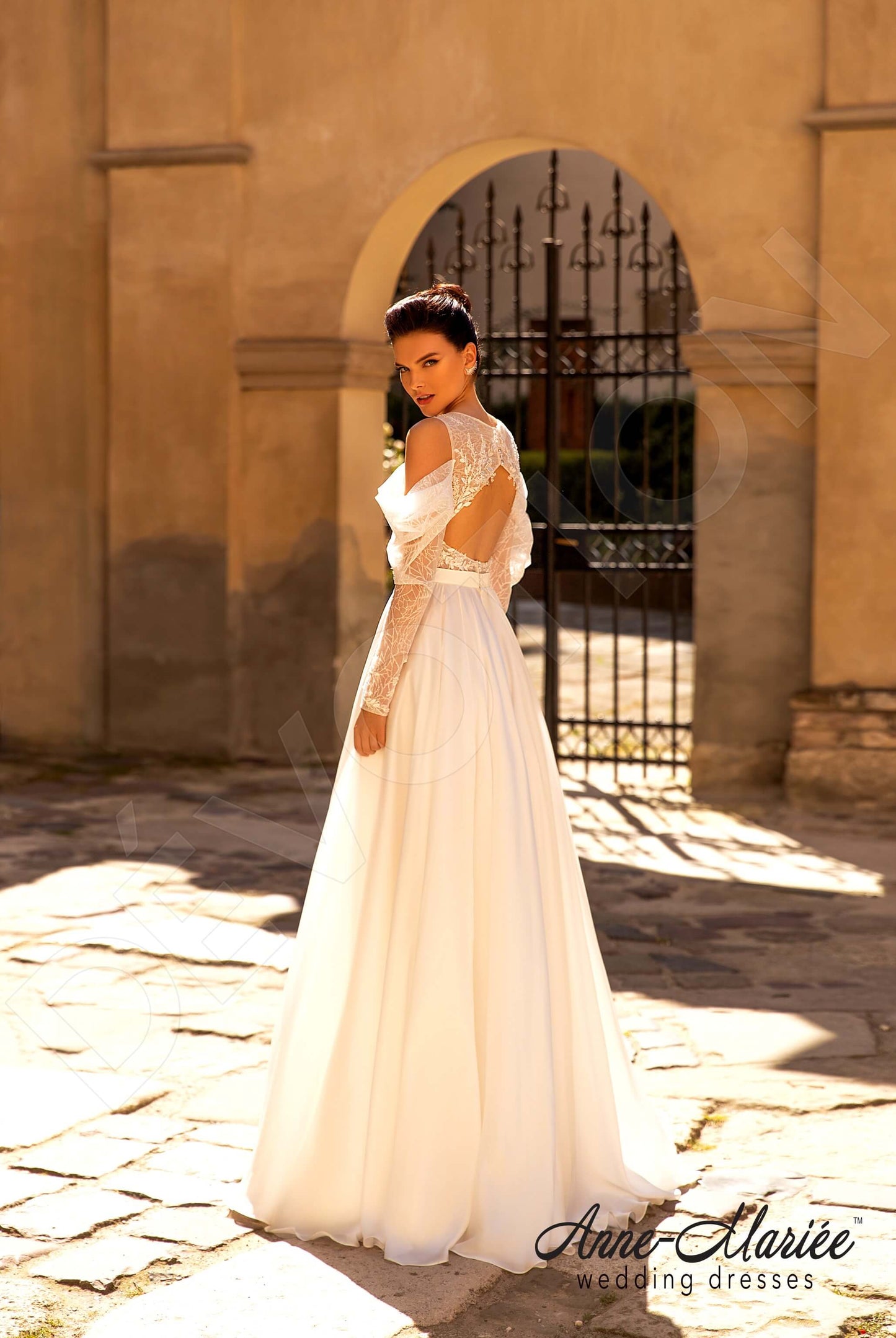 Uliana Open back A-line Detachable sleeves Wedding Dress Back