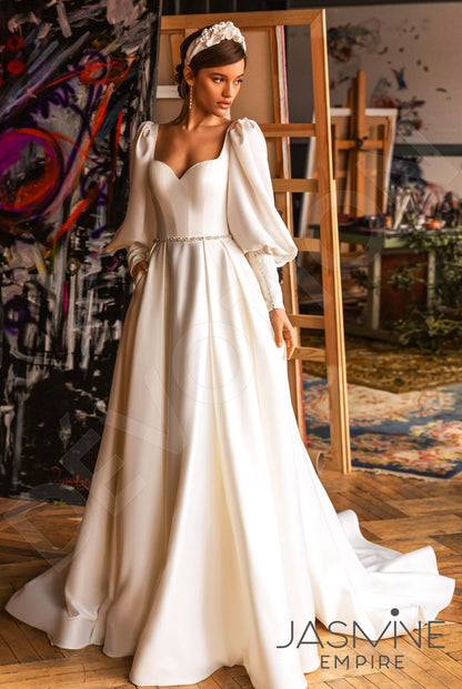 Maginne Open back A-line Long sleeve Wedding Dress Front