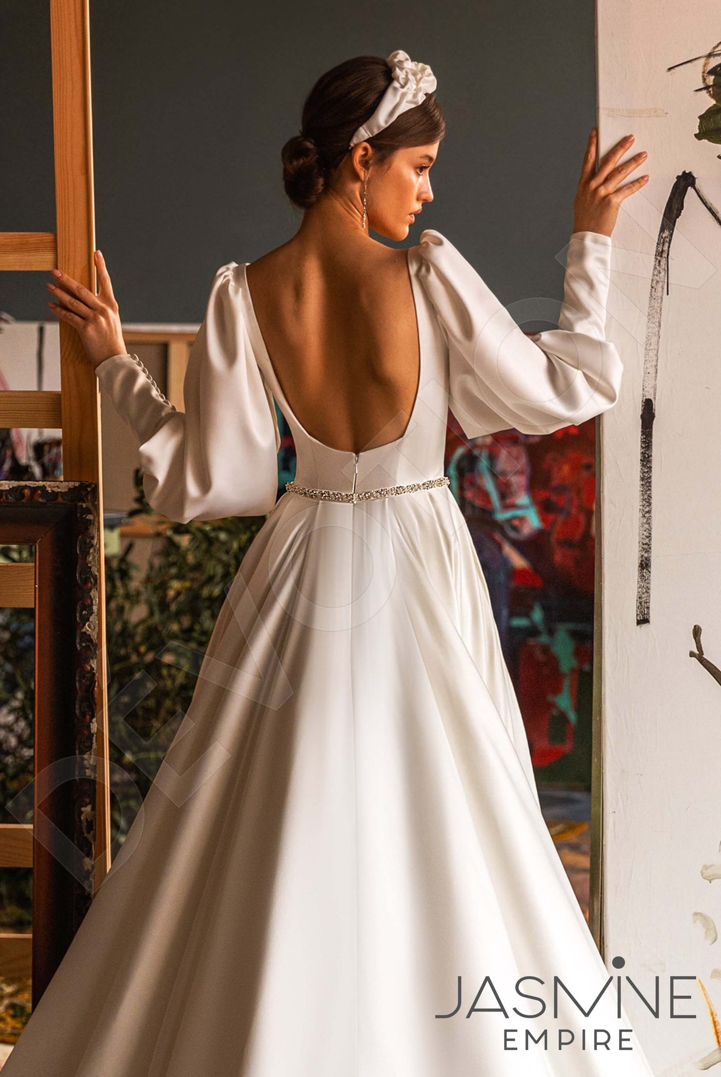 Maginne Open back A-line Long sleeve Wedding Dress 3