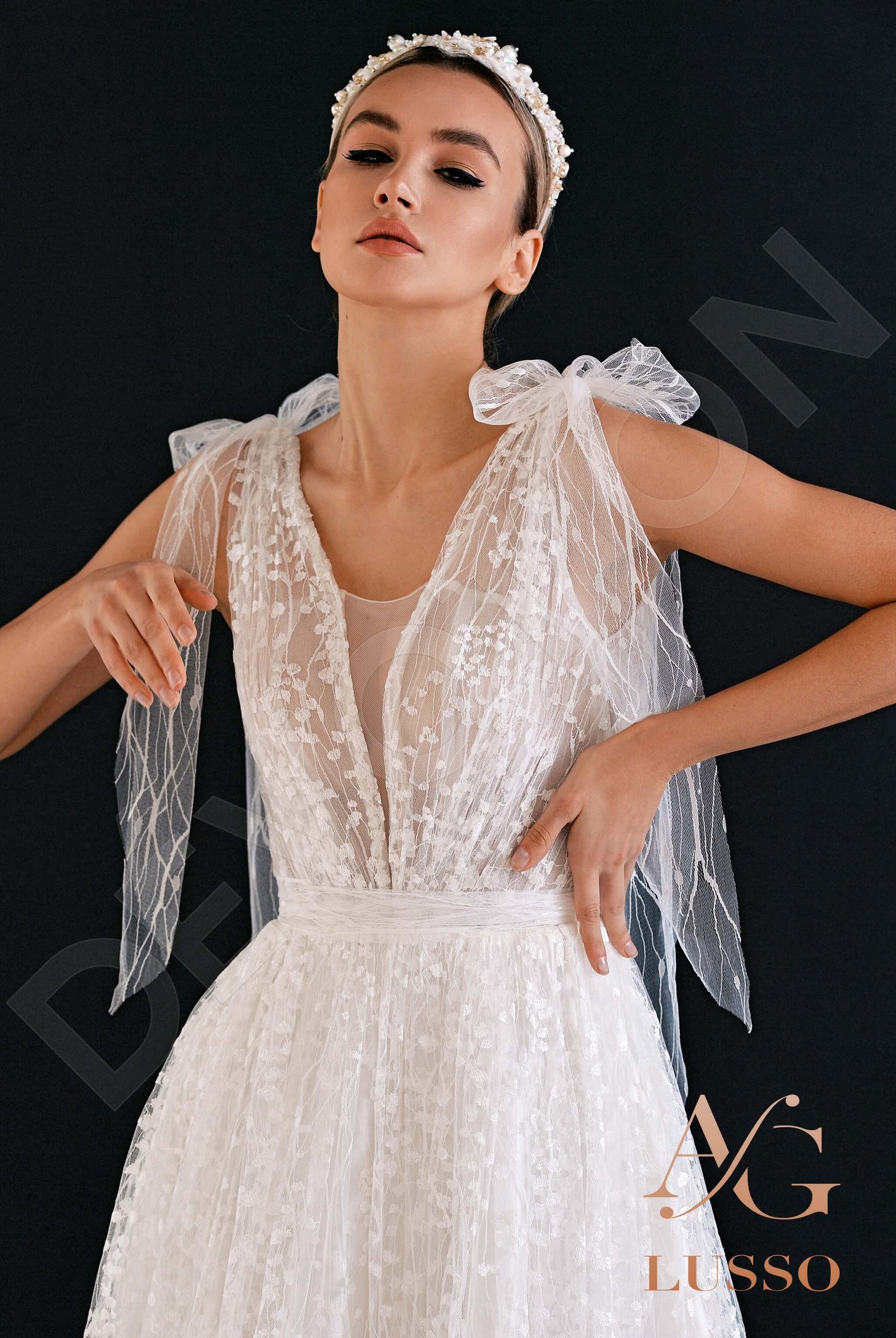 Melisenta A-line Scoop Ivory Wedding dress
