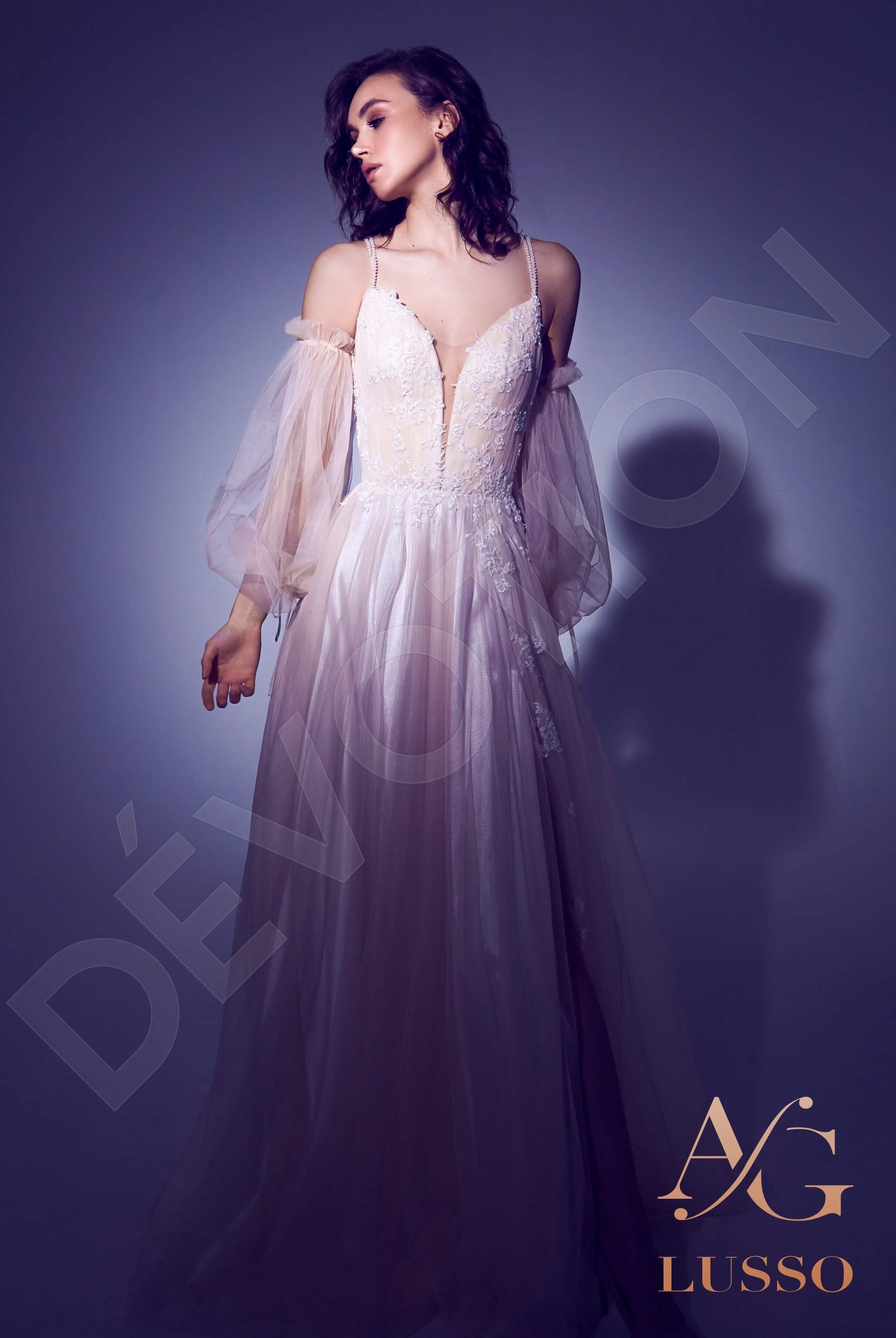 Evelitta A-line Deep V-neck Ivory Cappuccino Wedding dress