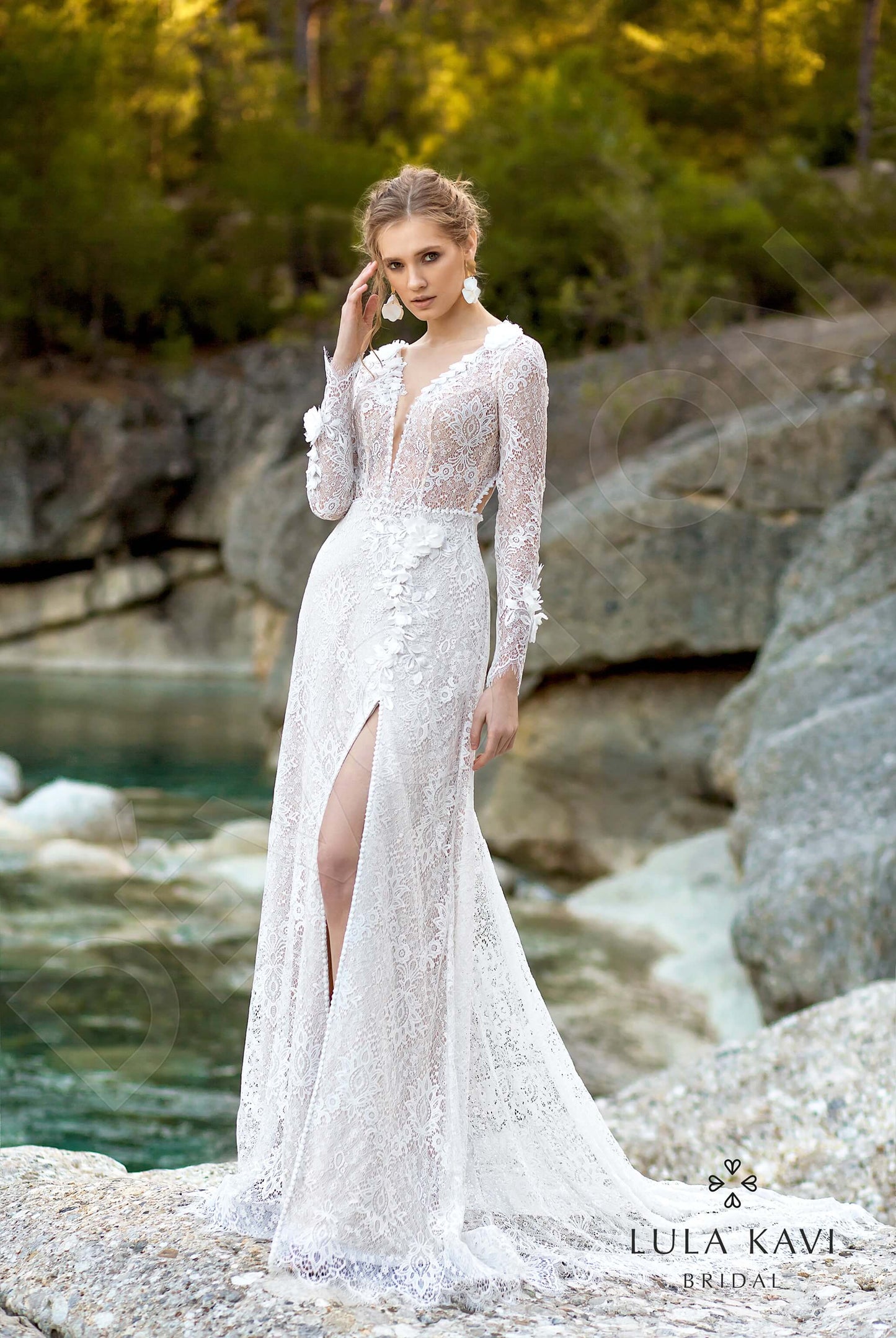 Judithe Open back A-line Long sleeve Wedding Dress 7