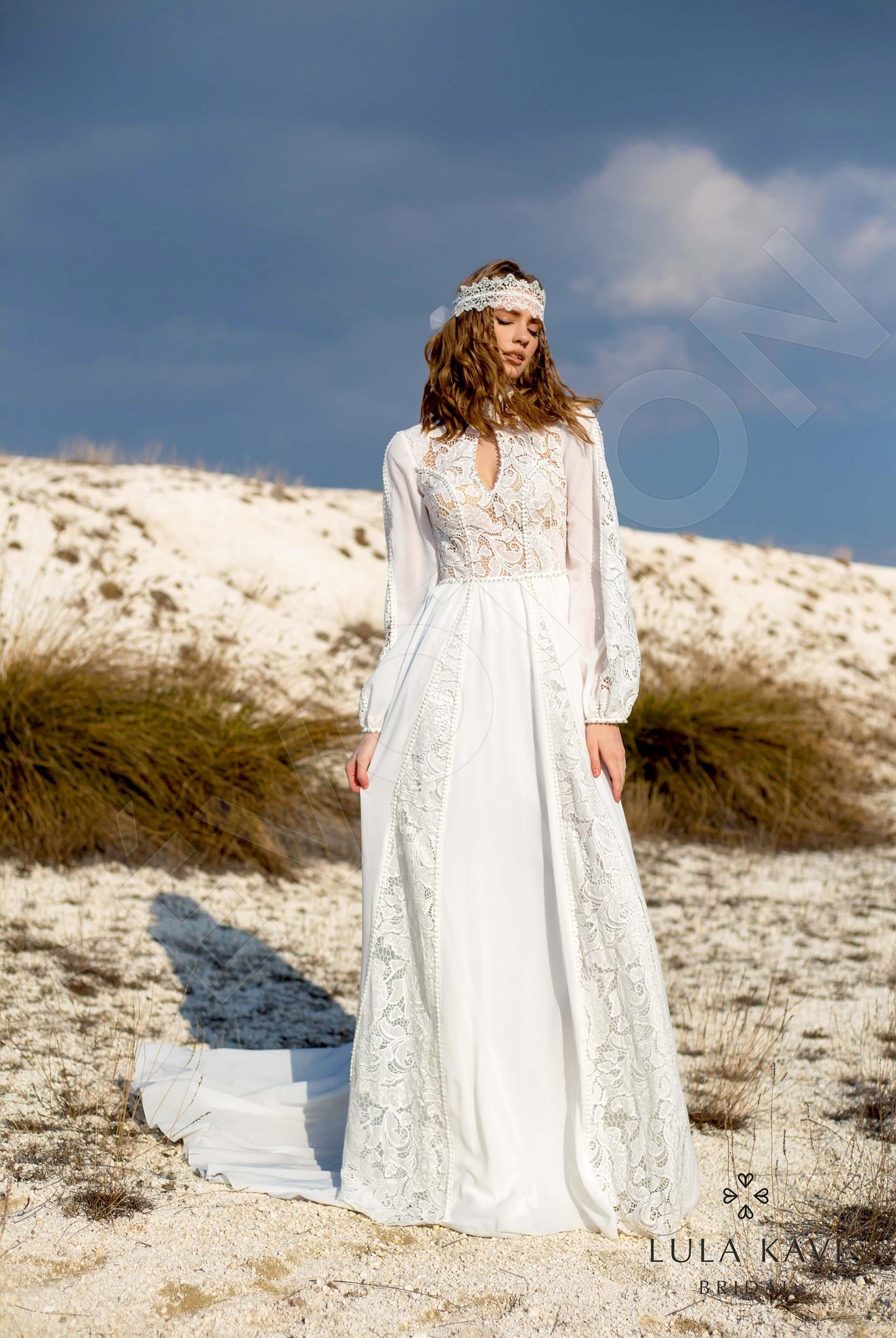 Torvi Open back A-line Long sleeve Wedding Dress 4