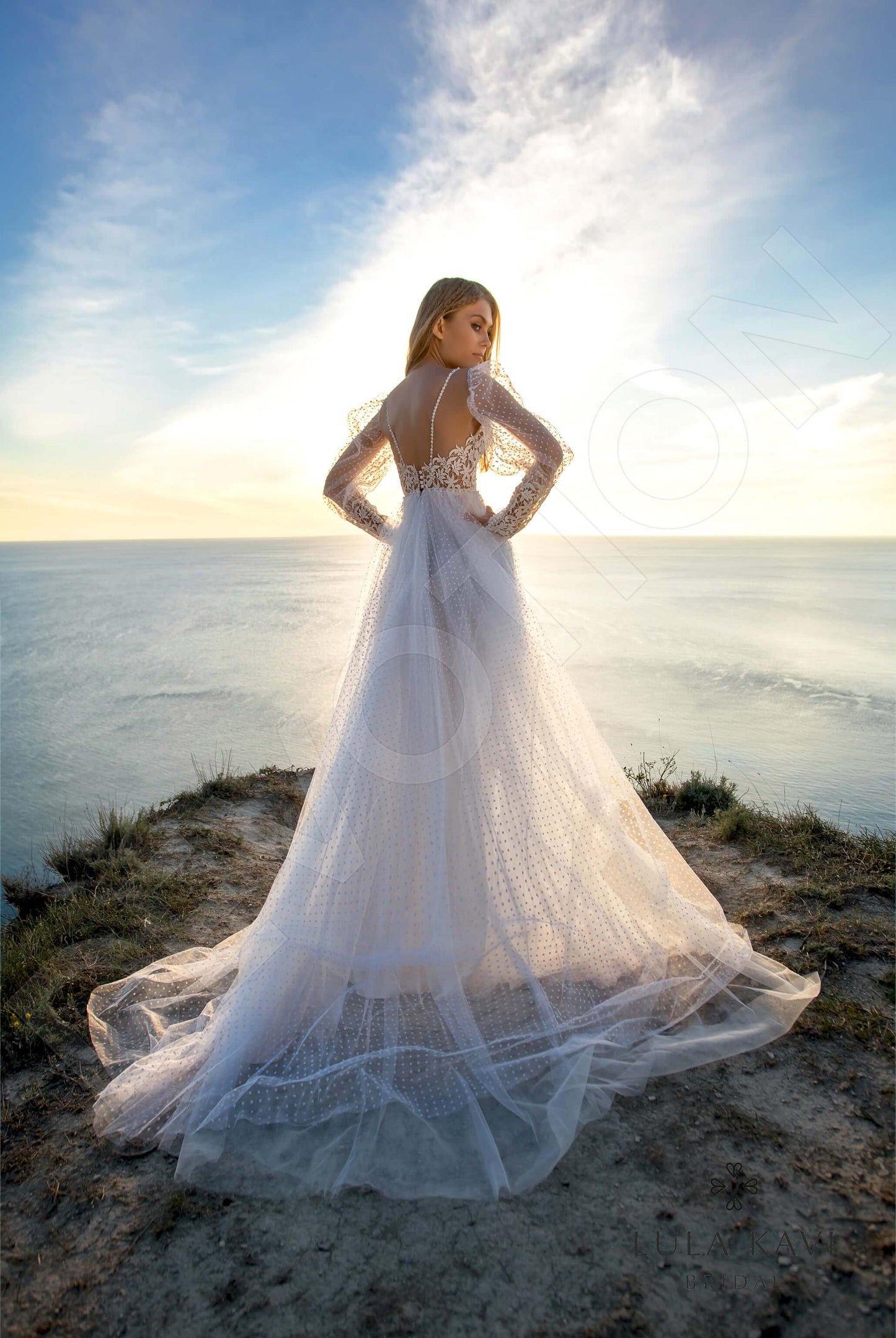 Tafari Open back A-line Detachable sleeves Wedding Dress 6
