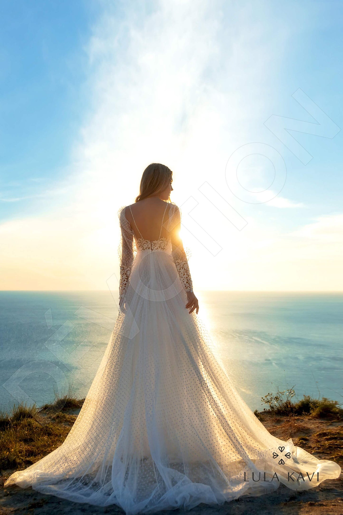 Tafari Open back A-line Detachable sleeves Wedding Dress 9