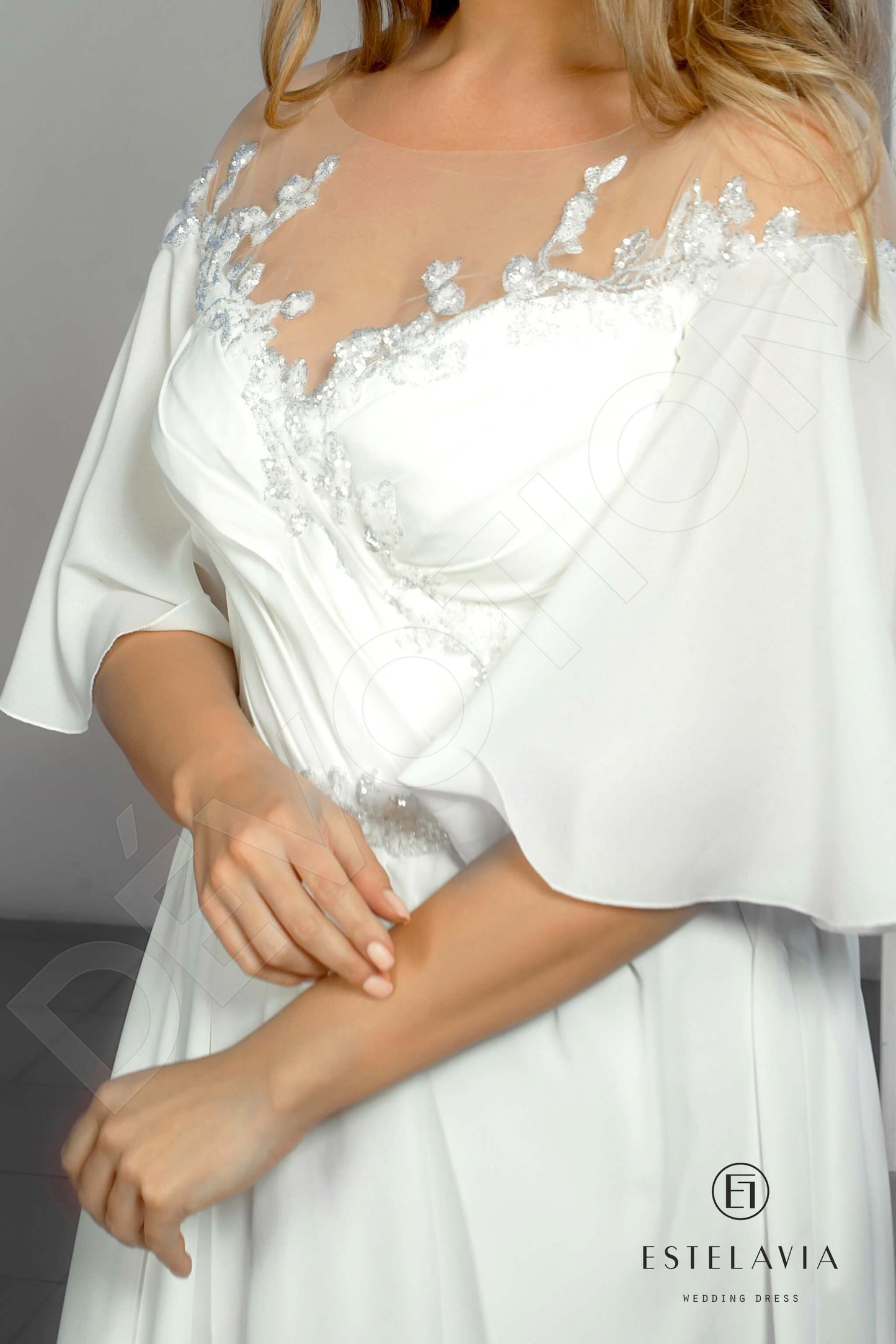 Yunna Open back A-line Half sleeve Wedding Dress 6