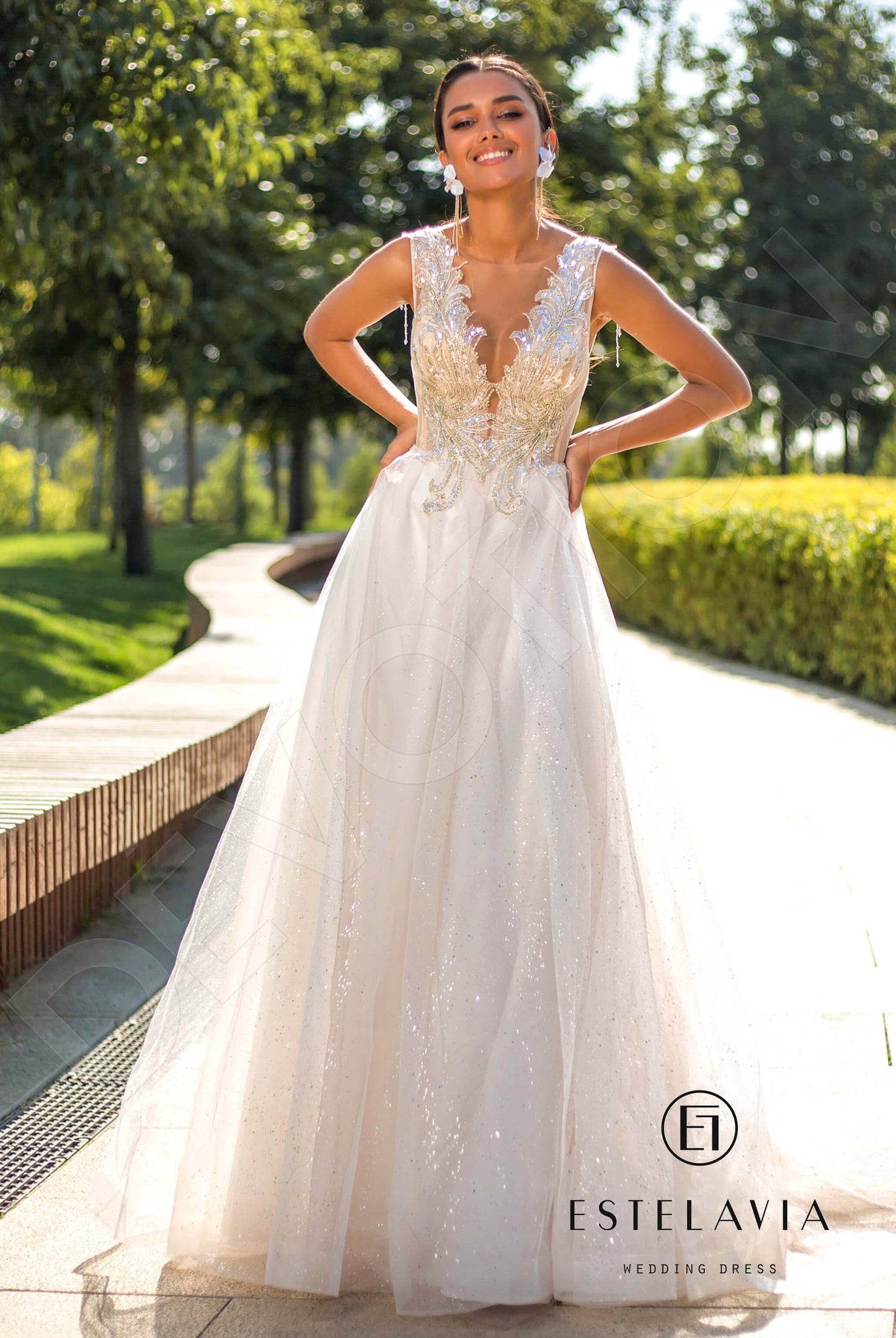 Monar Illusion back A-line Sleeveless Wedding Dress Front