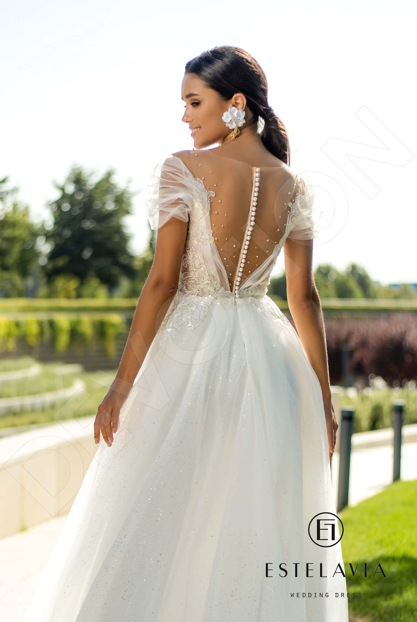 Ester Illusion back A-line Short/ Cap sleeve Wedding Dress 5