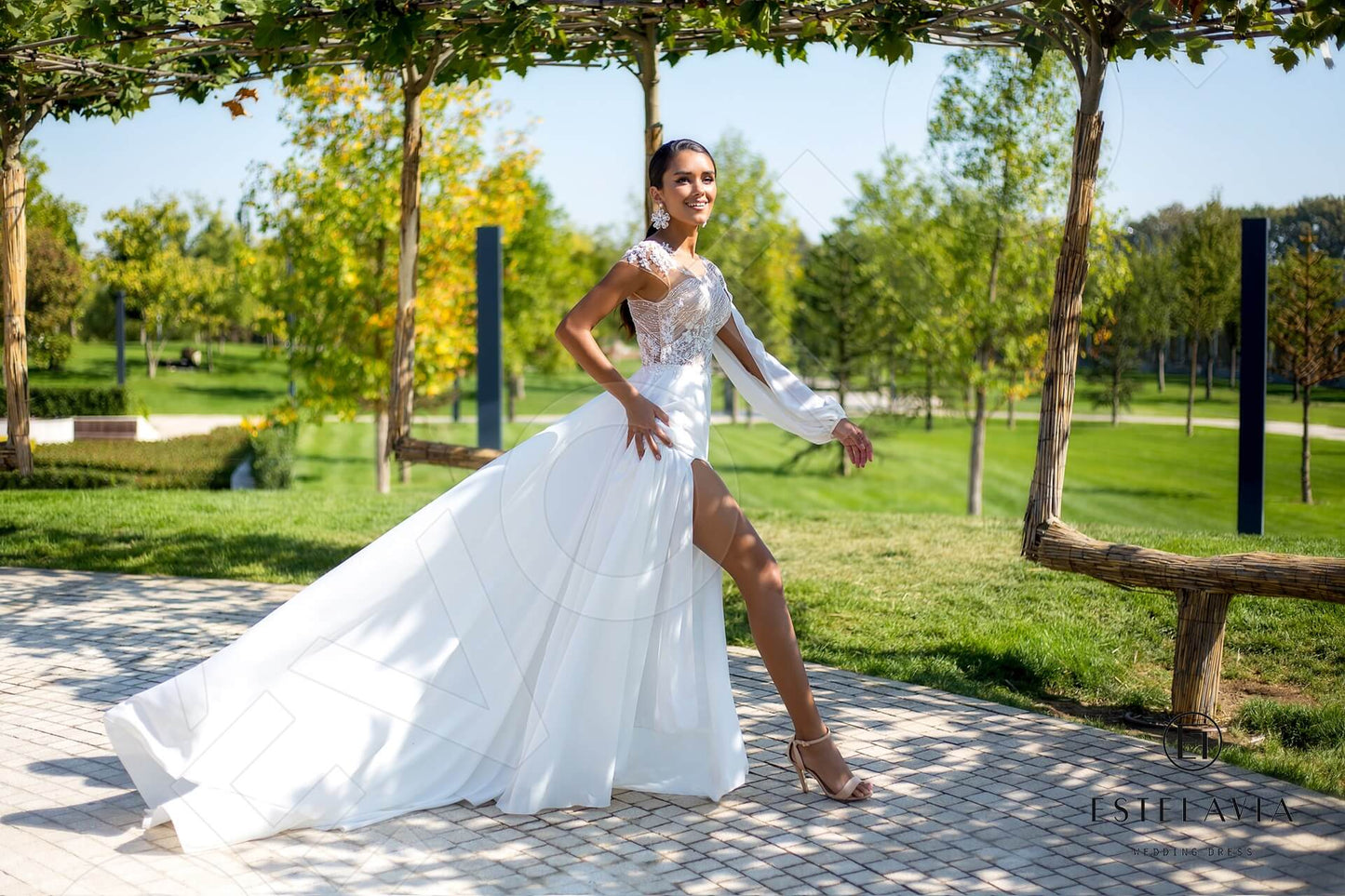 Saranna Full back A-line One sleeve Wedding Dress 4