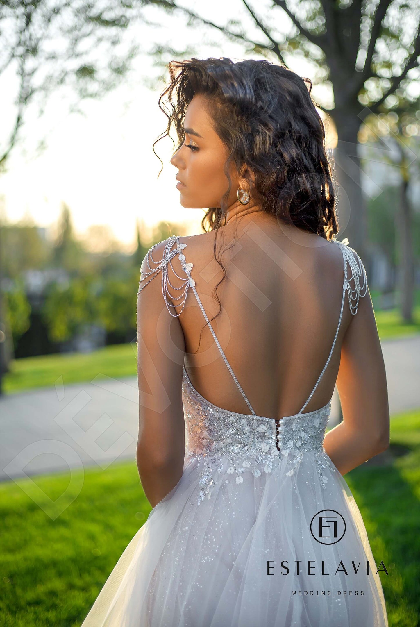 Norine Open back A-line Straps Wedding Dress 3