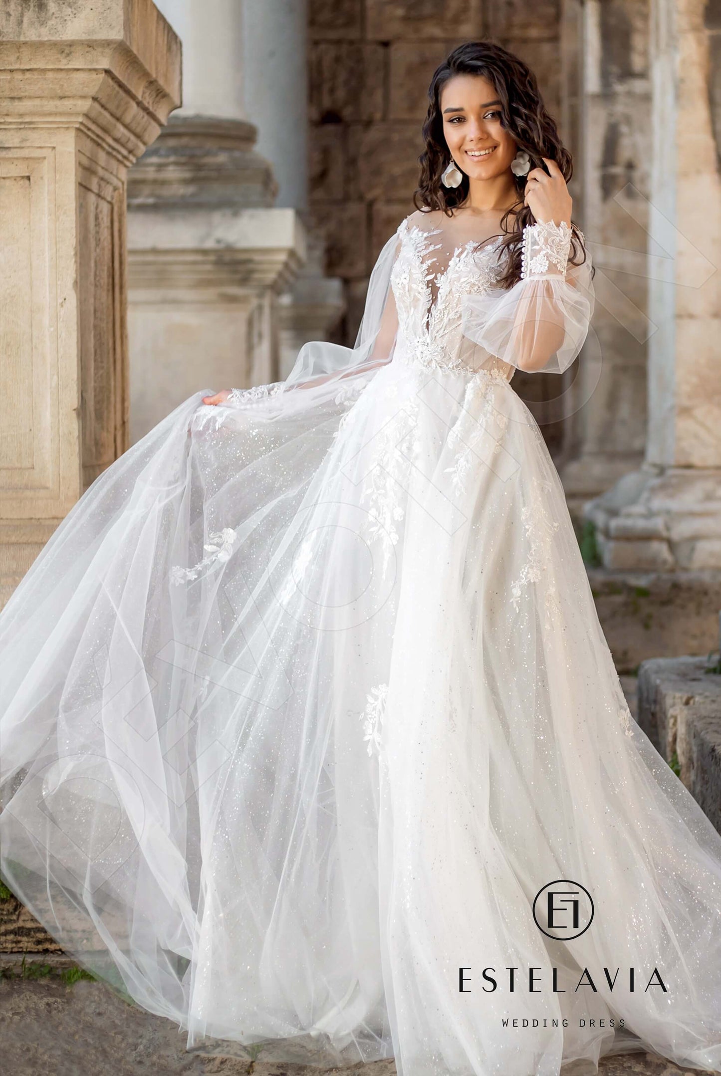 Tamin Full back A-line Long sleeve Wedding Dress Front