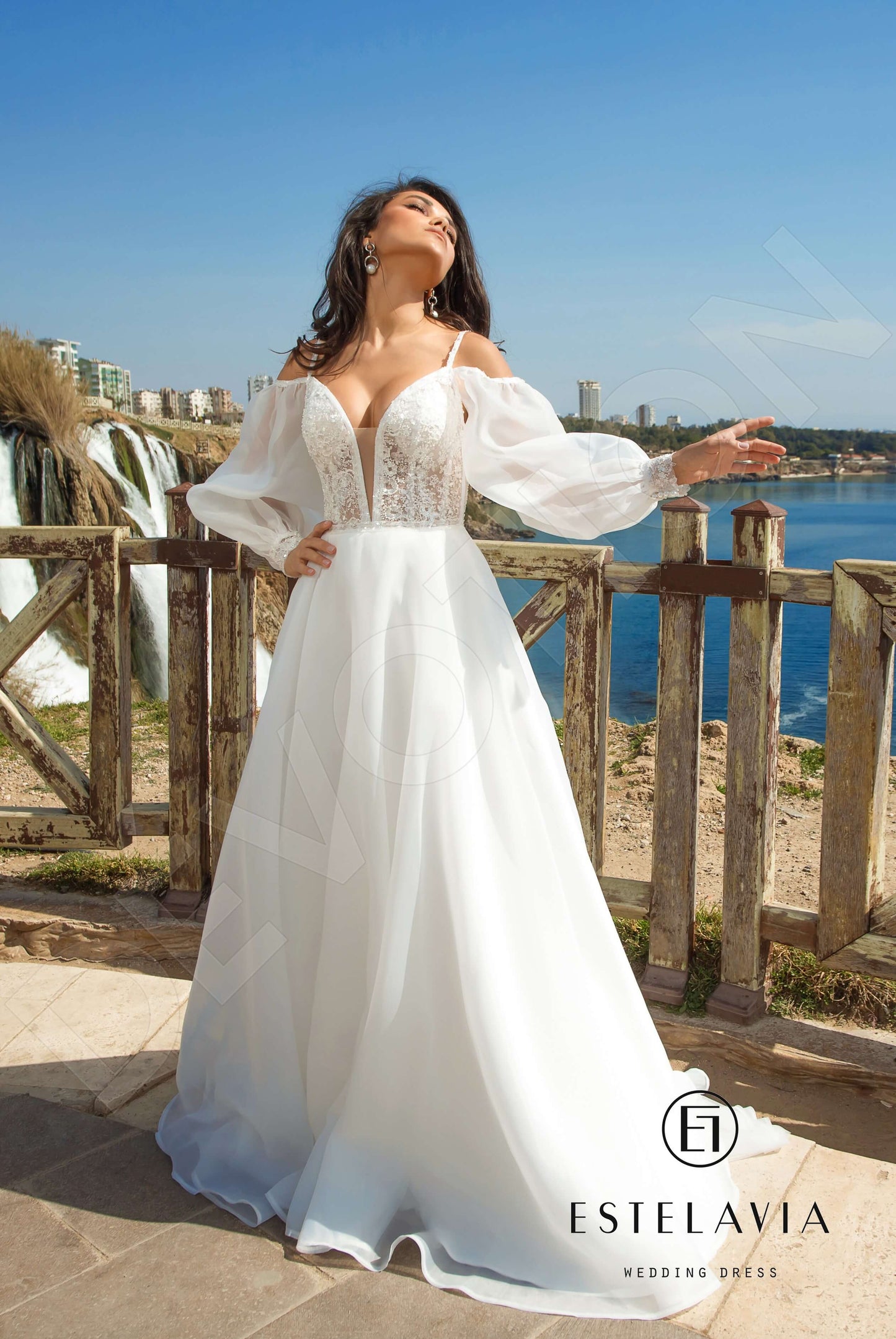 Estefania Open back A-line Long sleeve Wedding Dress 8