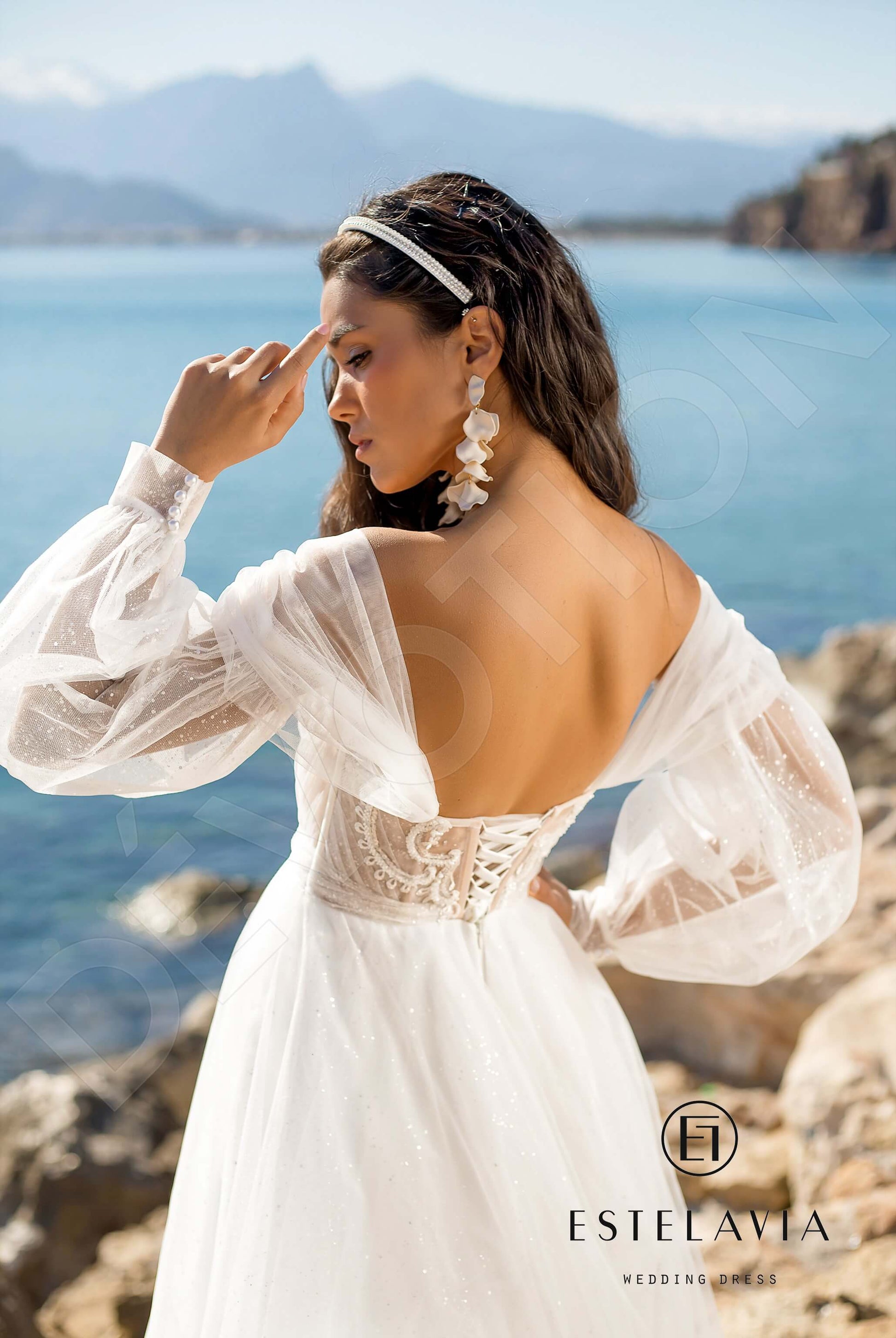 Lexa A-line Off-shoulder/Drop shoulders Milk Wedding dress
