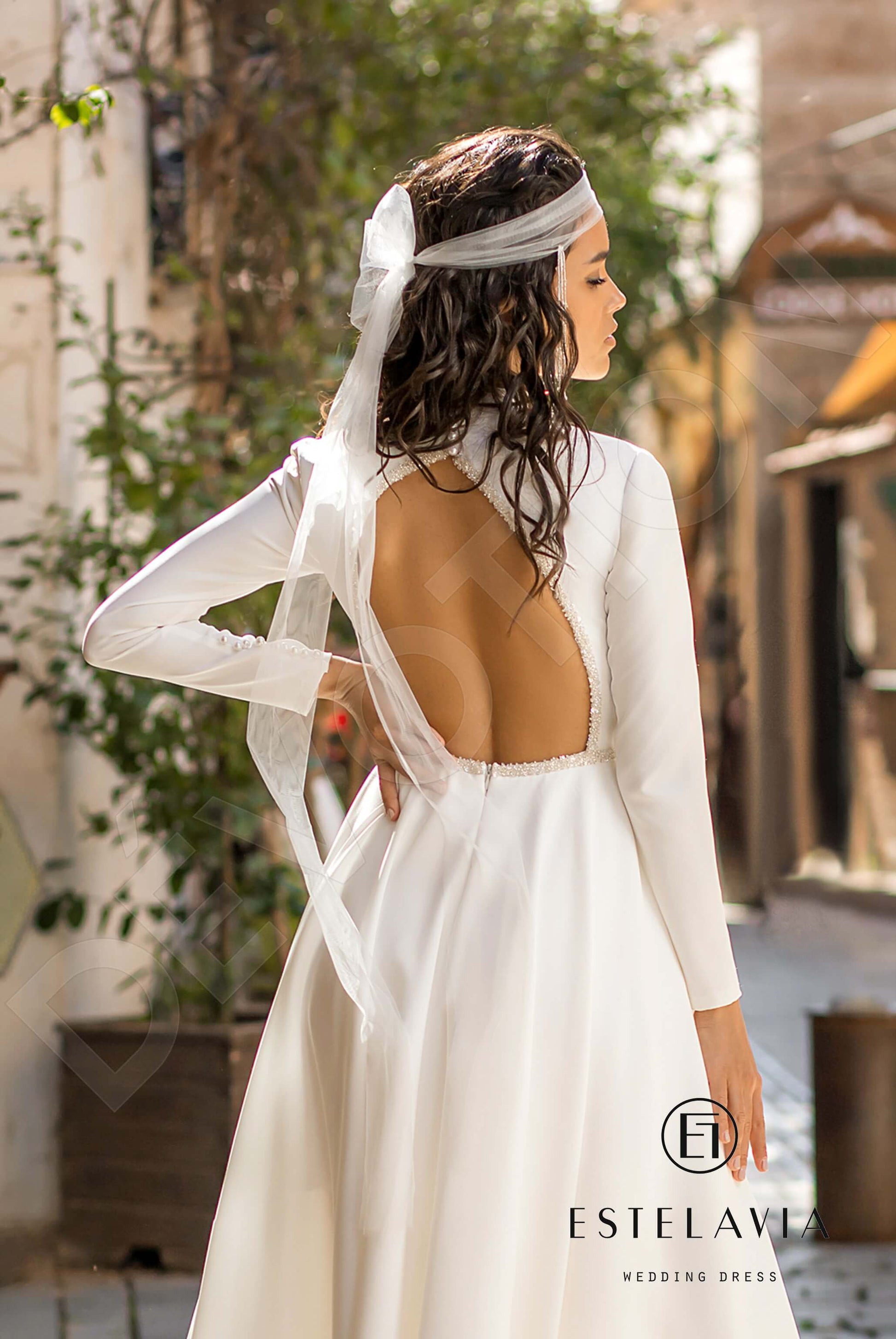Mikah A-line High neck Milk Wedding dress
