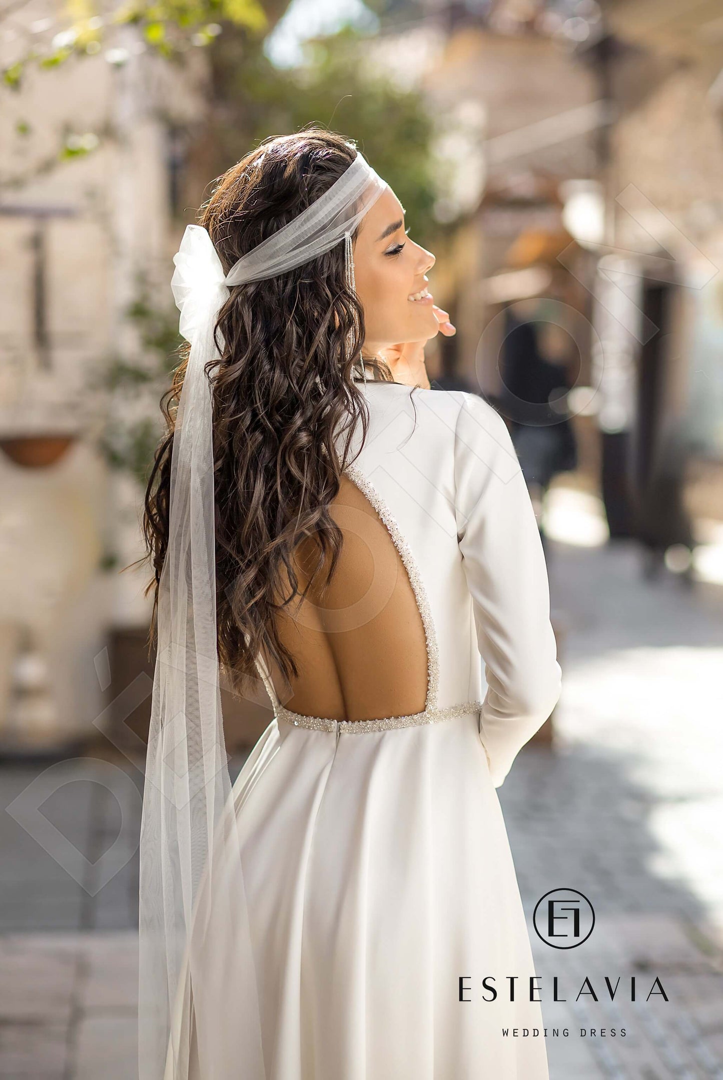 Mikah Open back A-line Long sleeve Wedding Dress 3