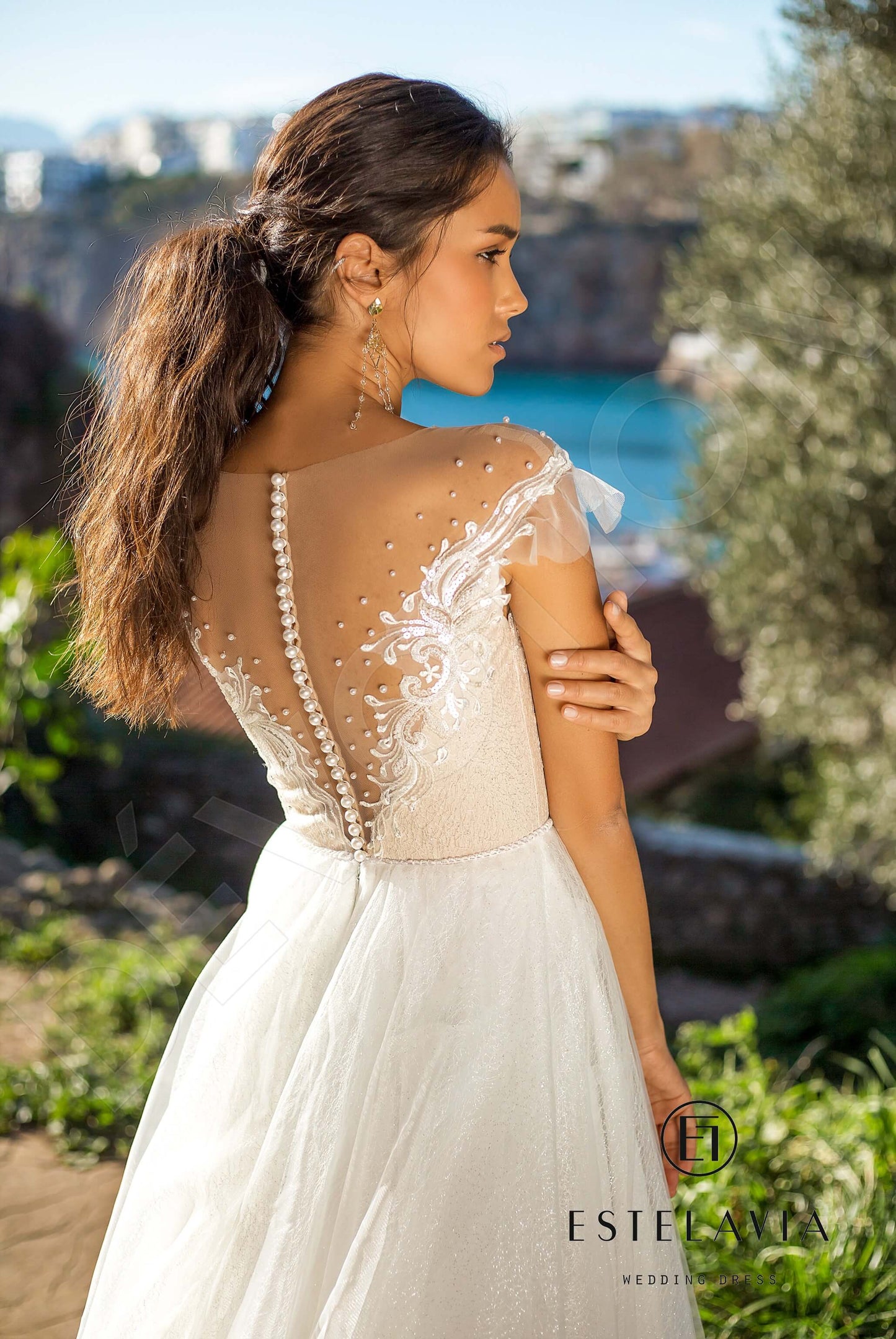 Connie Illusion back A-line Short/ Cap sleeve Wedding Dress 3