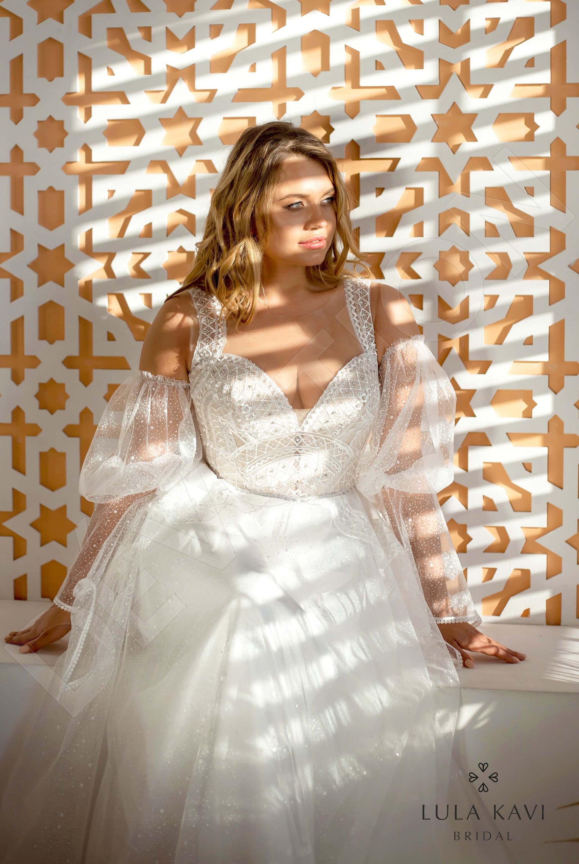 Kifaya A-line Illusion Milk Wedding dress