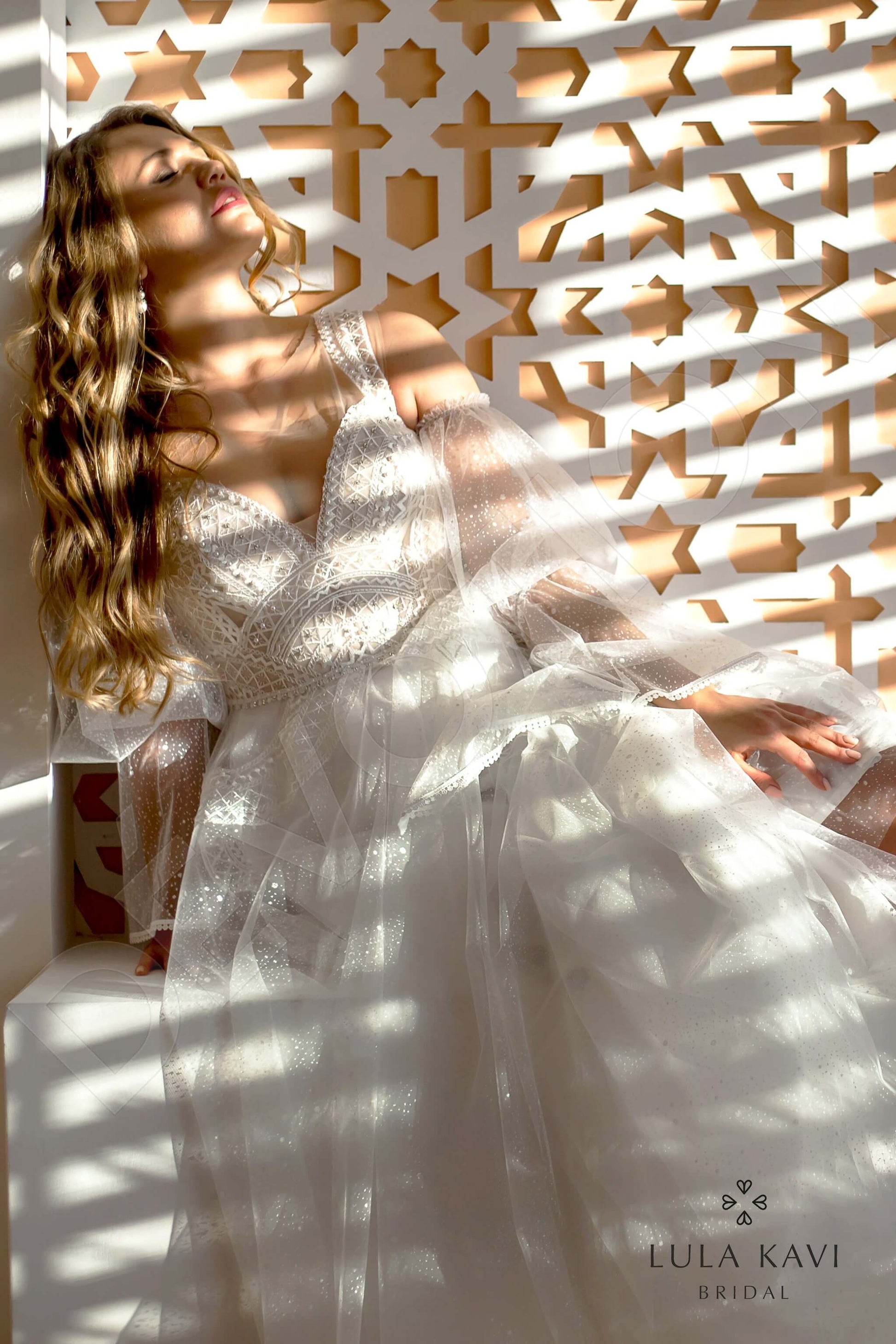 Kifaya A-line Illusion Milk Wedding dress