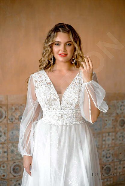 Nairi Open back A-line Long sleeve Wedding Dress 2